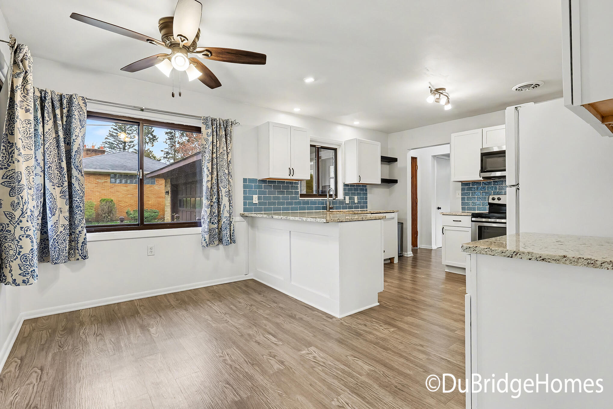 1936 Orchard Lane NE Grand Rapids MI 49505