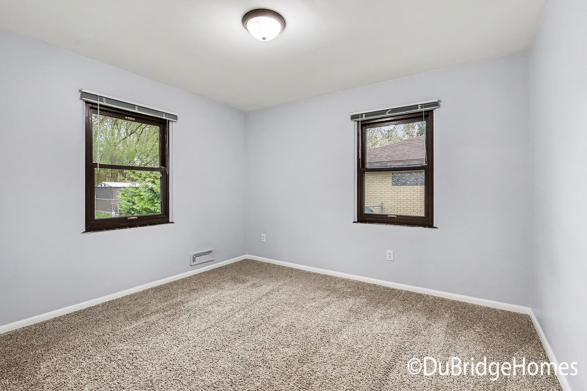 1936 Orchard Lane NE Grand Rapids MI 49505