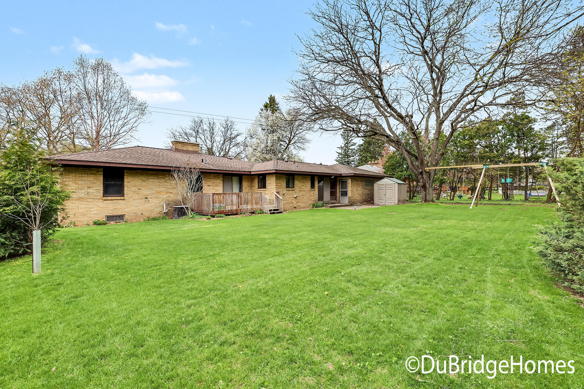 1936 Orchard Lane NE Grand Rapids MI 49505