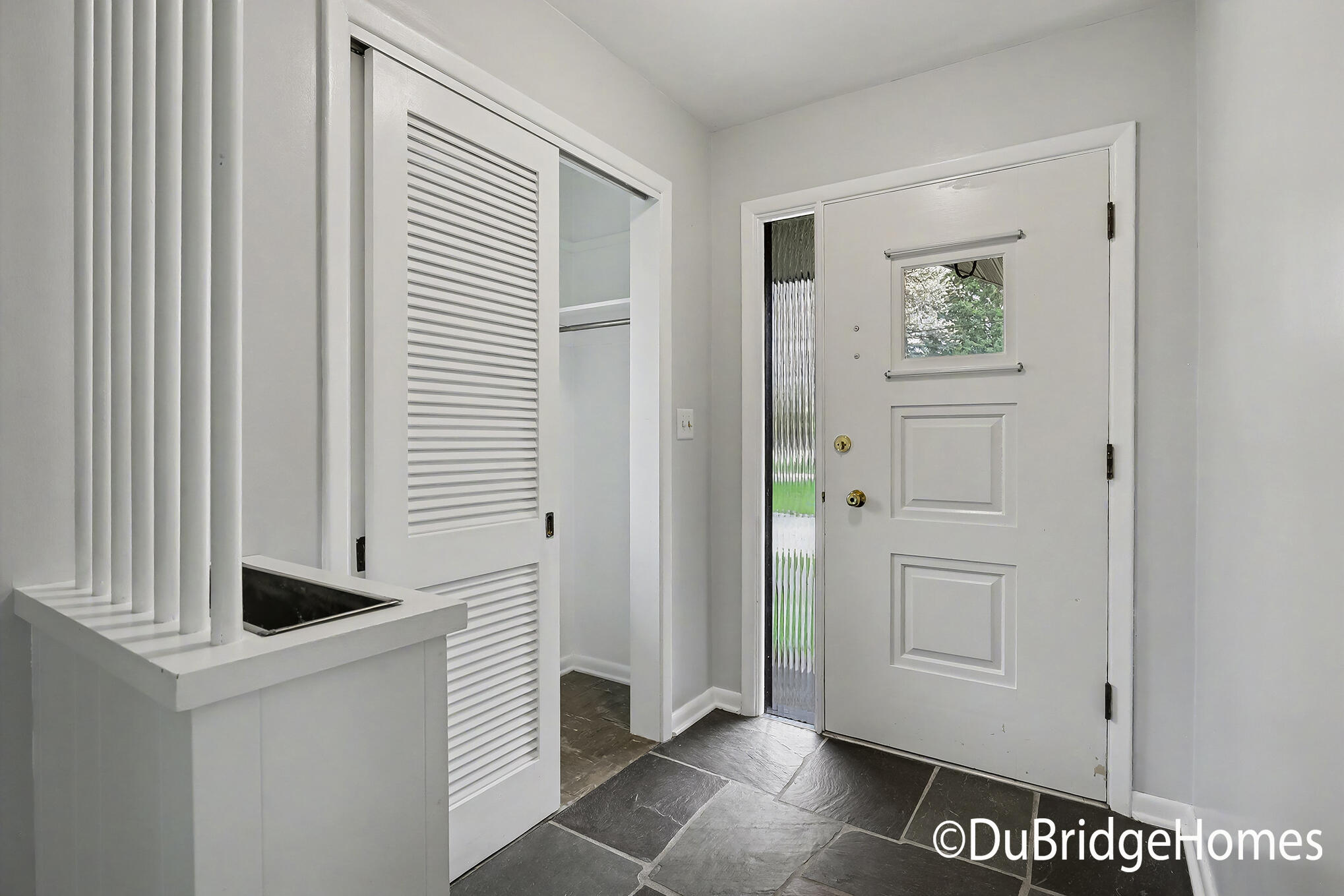 1936 Orchard Lane NE Grand Rapids MI 49505