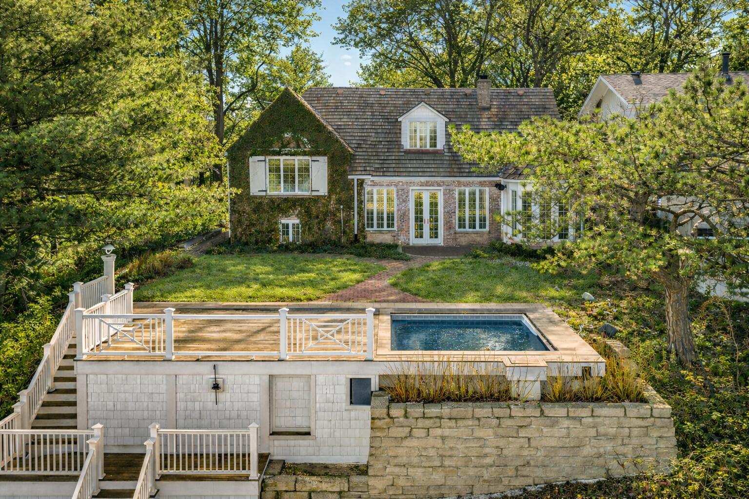 502 Marquette Drive New Buffalo MI 49117