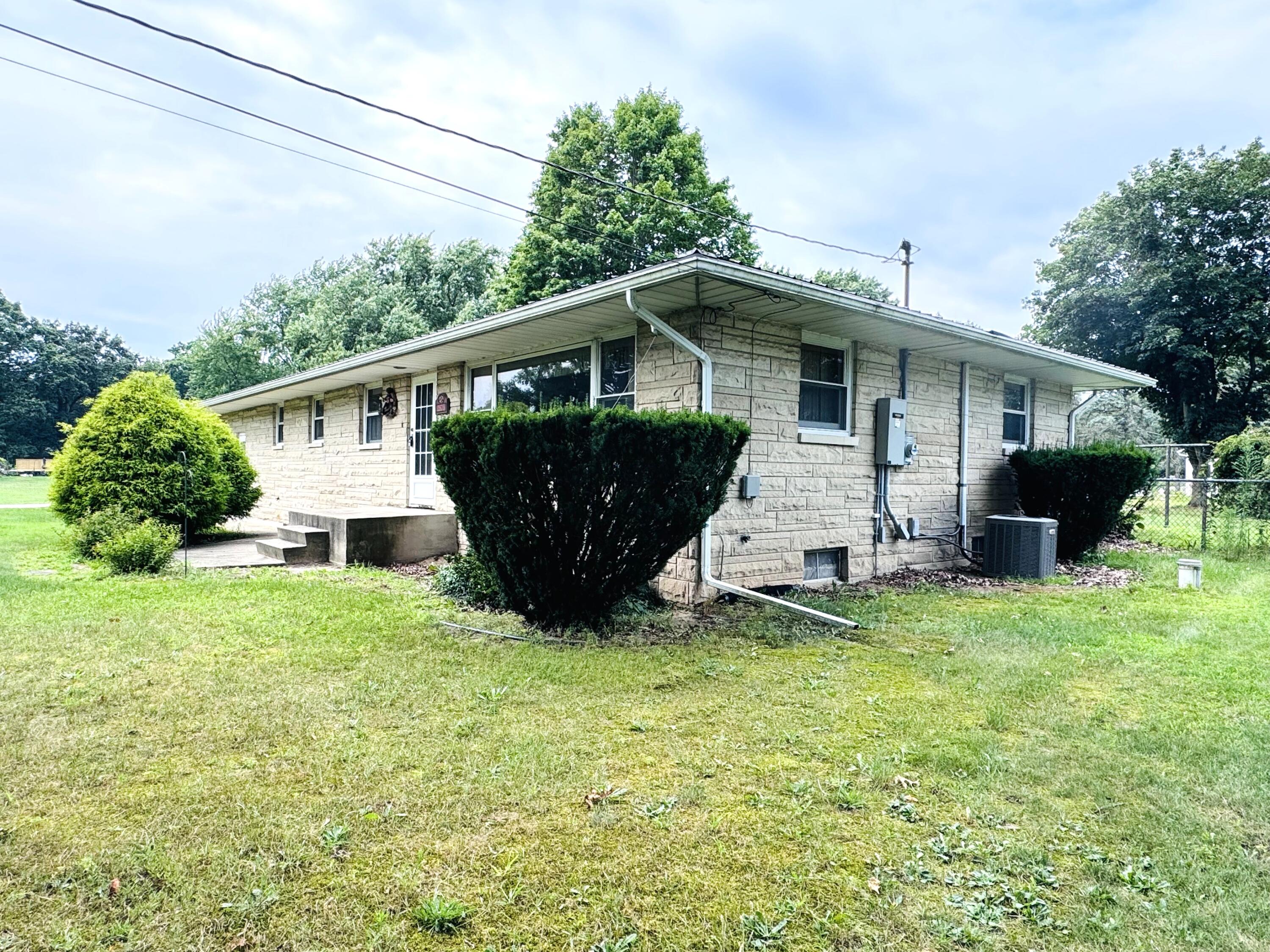 2575 Huntly Road Niles MI 49120