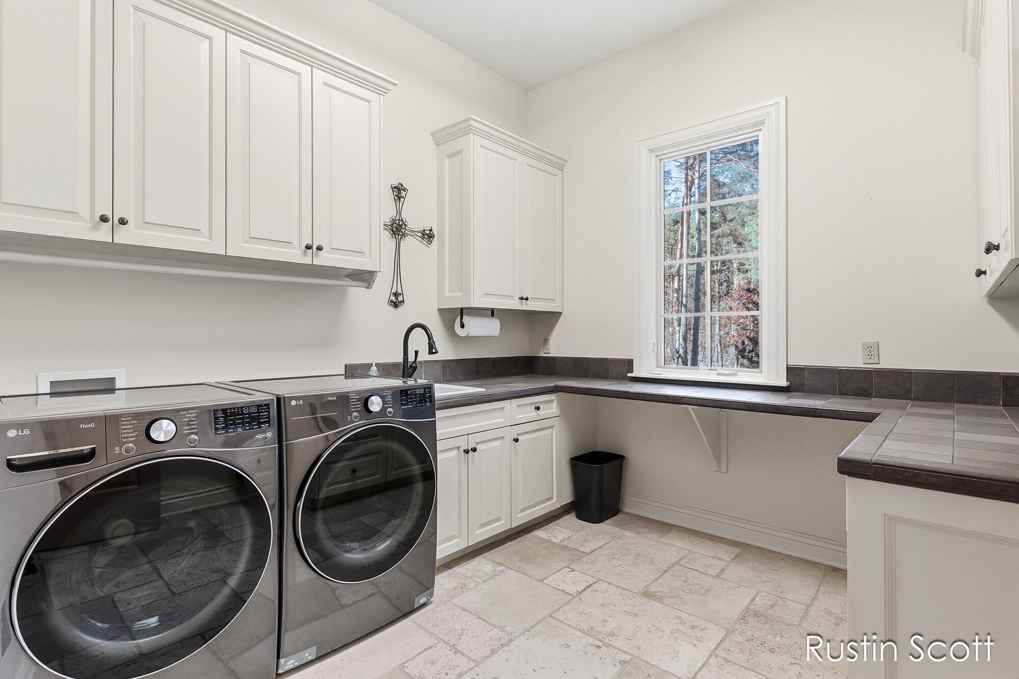 4410 Mystic Ridge Court NE Grand Rapids MI 49525