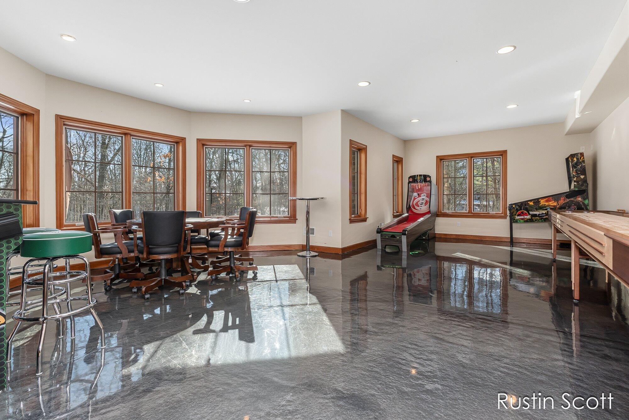 4410 Mystic Ridge Court NE Grand Rapids MI 49525