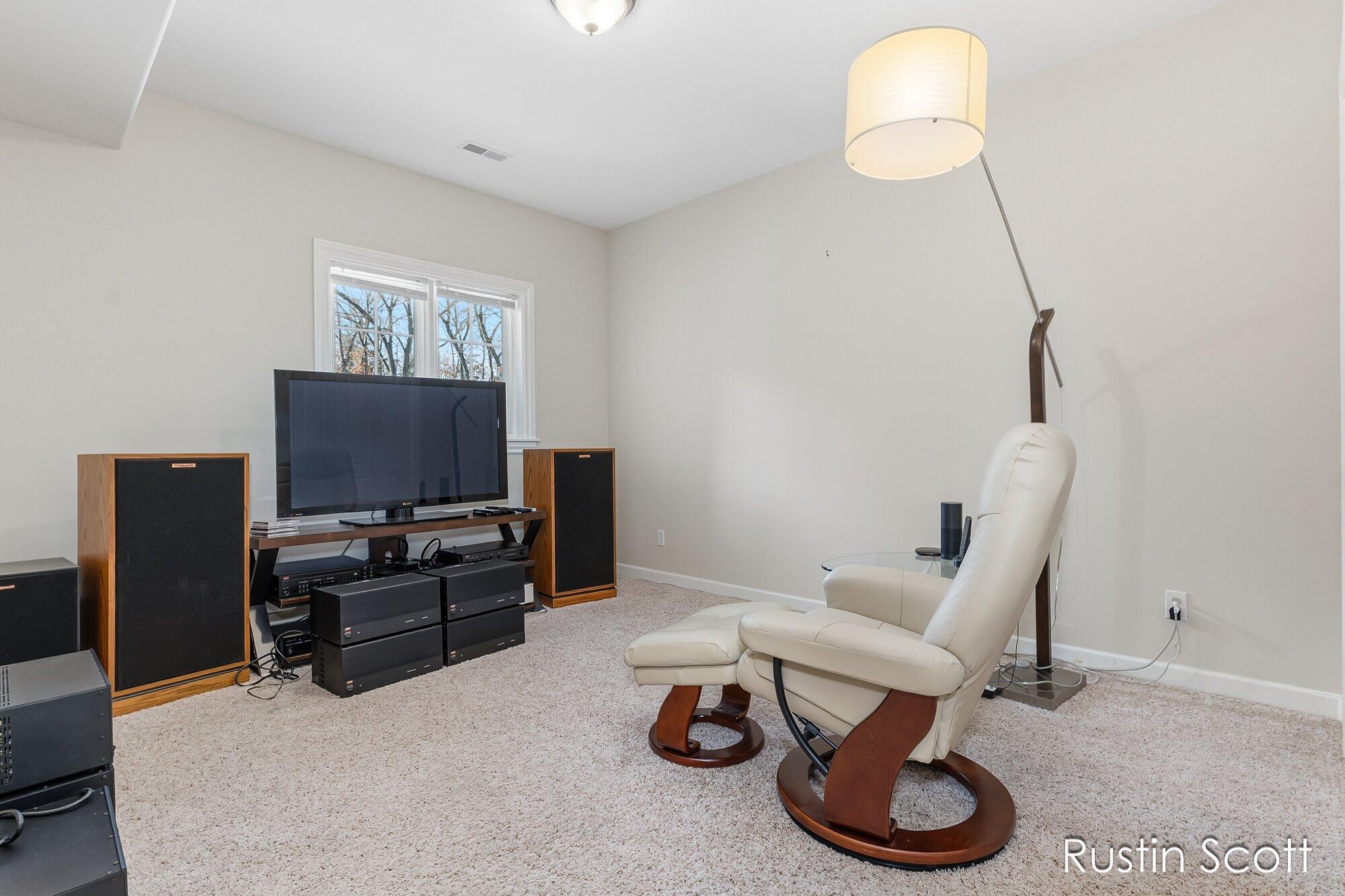 4410 Mystic Ridge Court NE Grand Rapids MI 49525