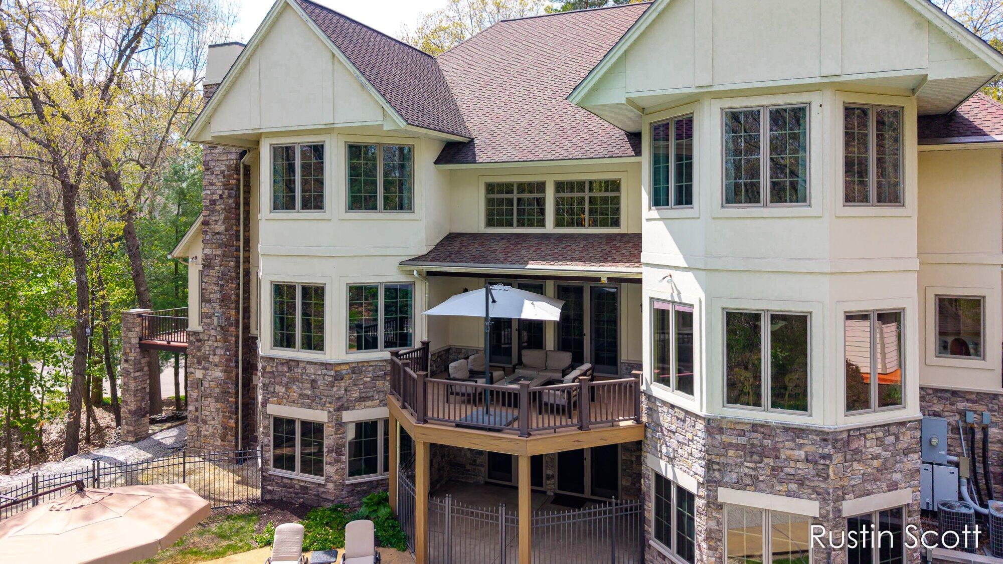 4410 Mystic Ridge Court NE Grand Rapids MI 49525