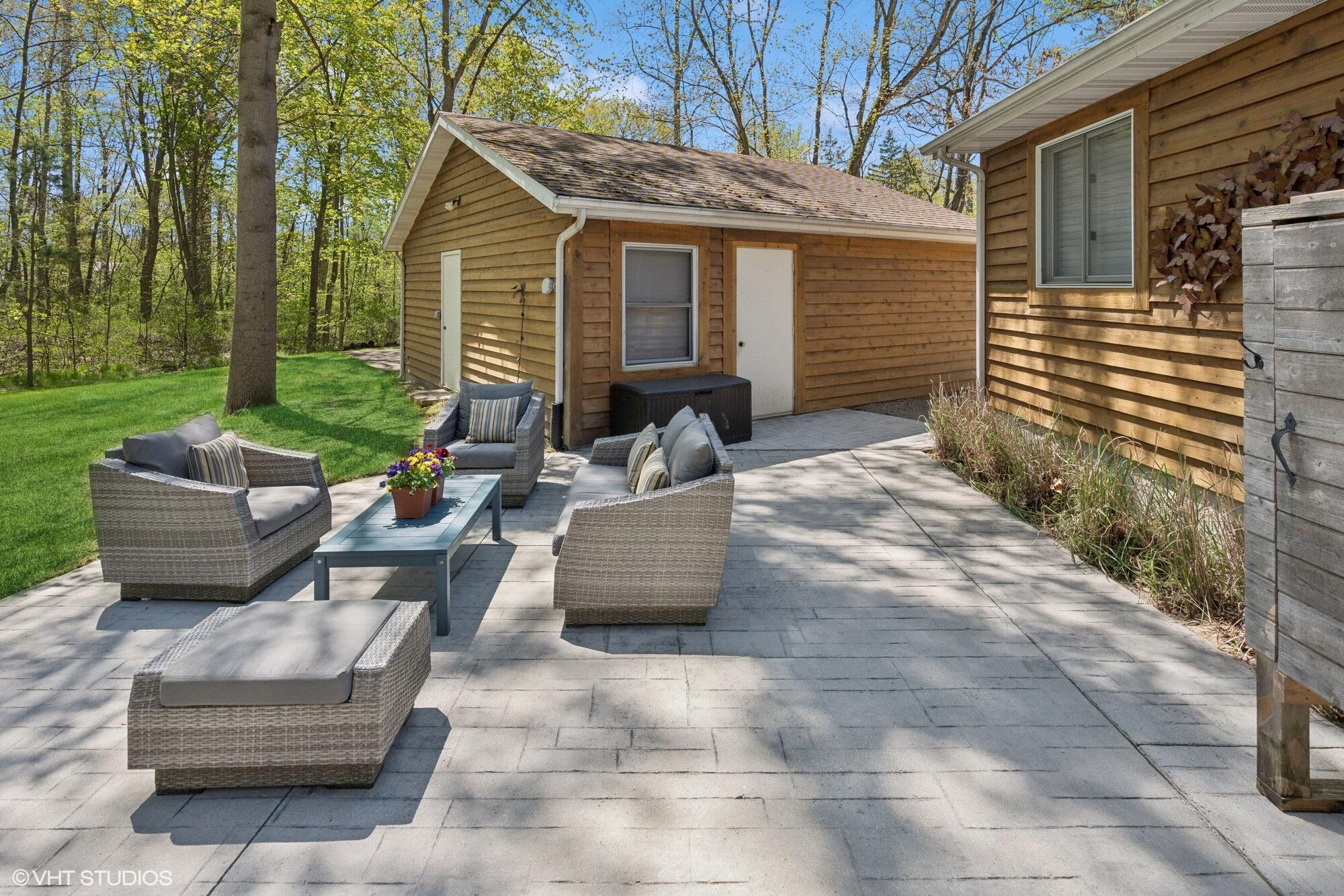 6490 E Chikaming Sawyer MI 49125