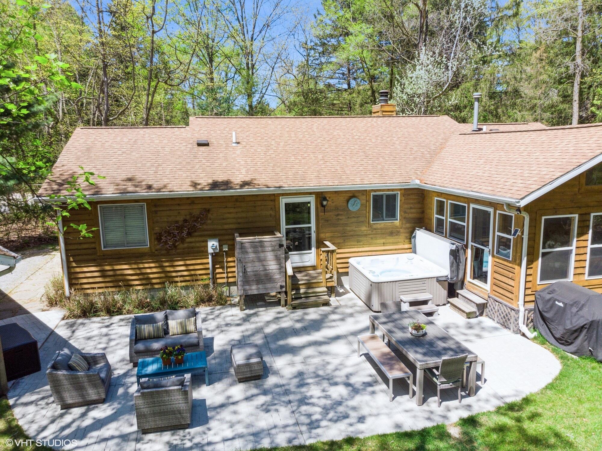 6490 E Chikaming Sawyer MI 49125