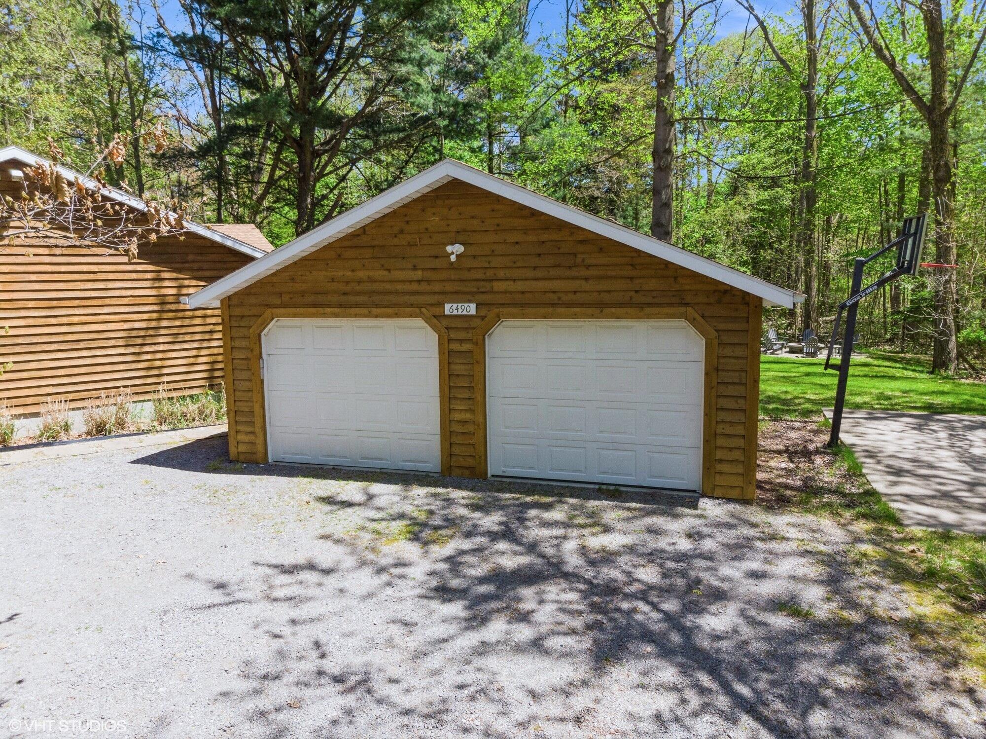 6490 E Chikaming Sawyer MI 49125