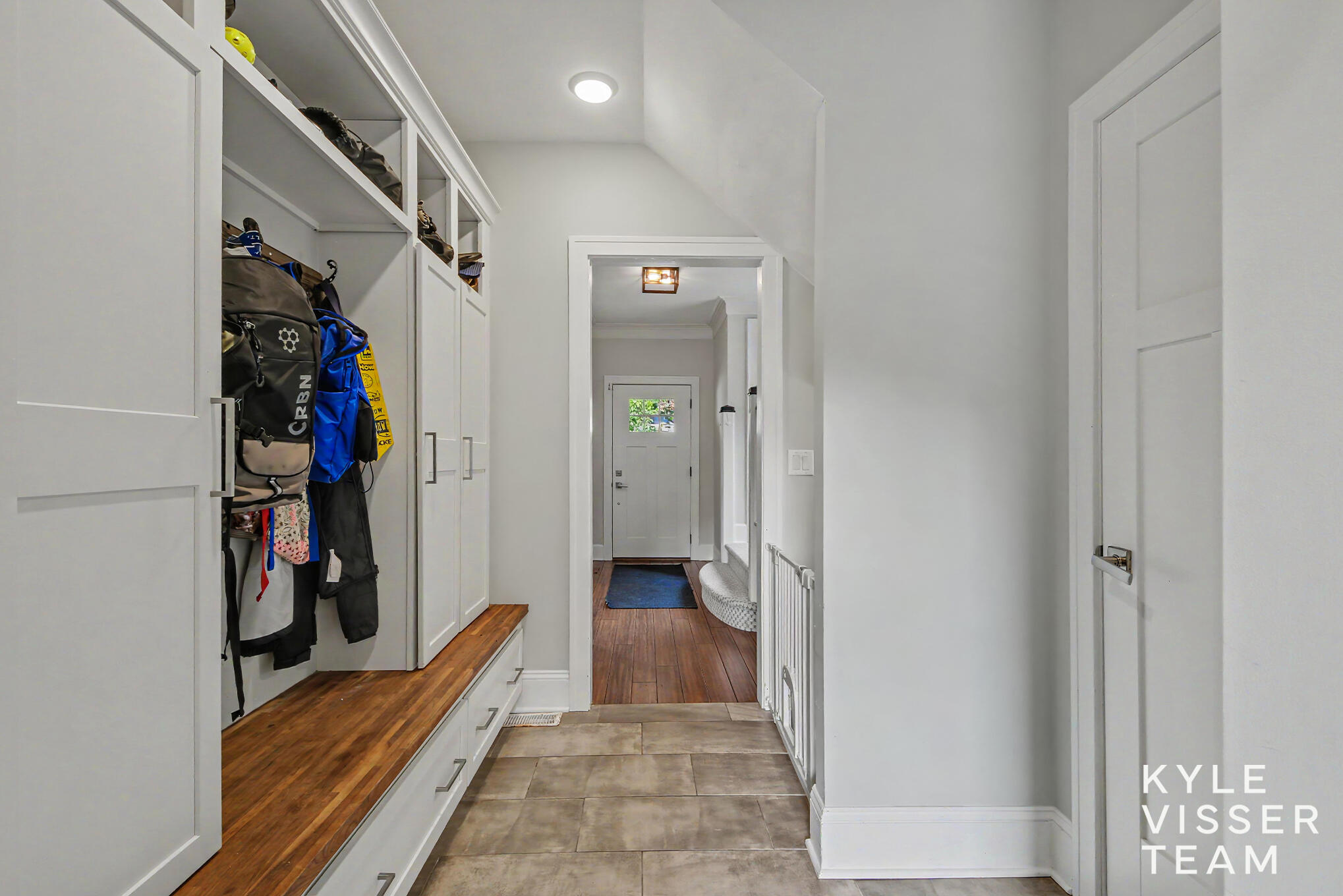 560 Laurel Avenue SE East Grand Rapids MI 49506