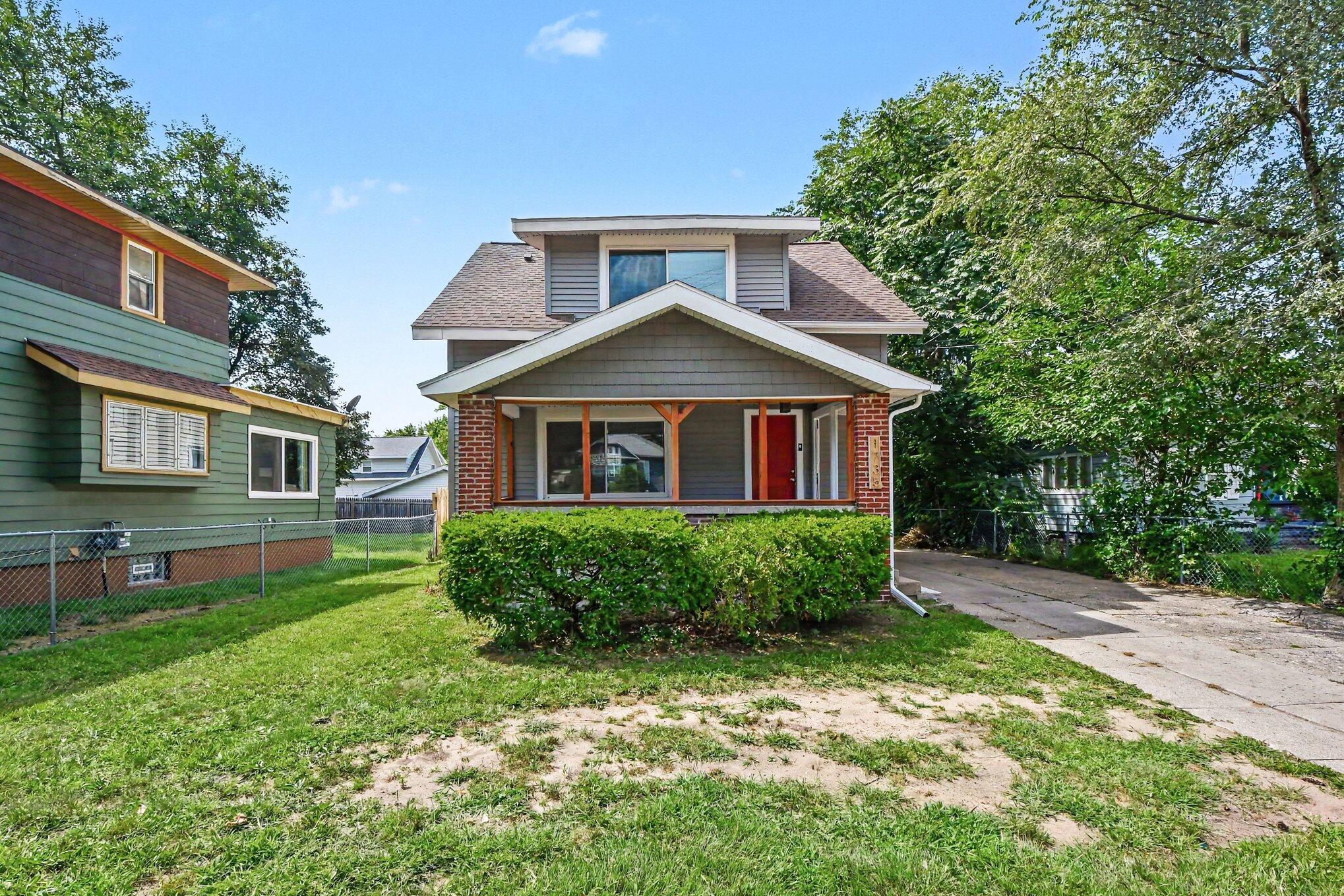 1735 Kalamazoo Avenue SE Grand Rapids MI 49507