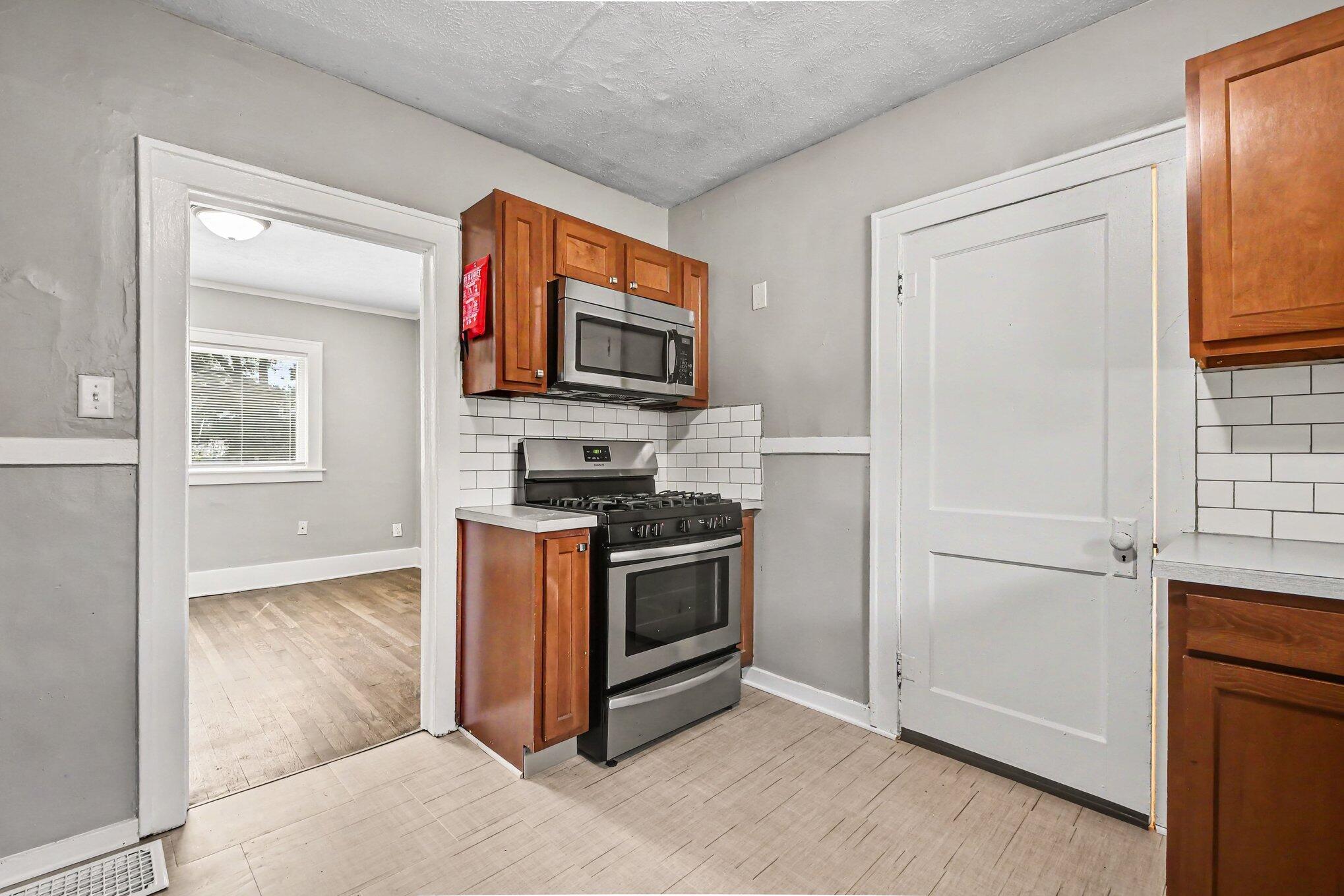 1735 Kalamazoo Avenue SE Grand Rapids MI 49507
