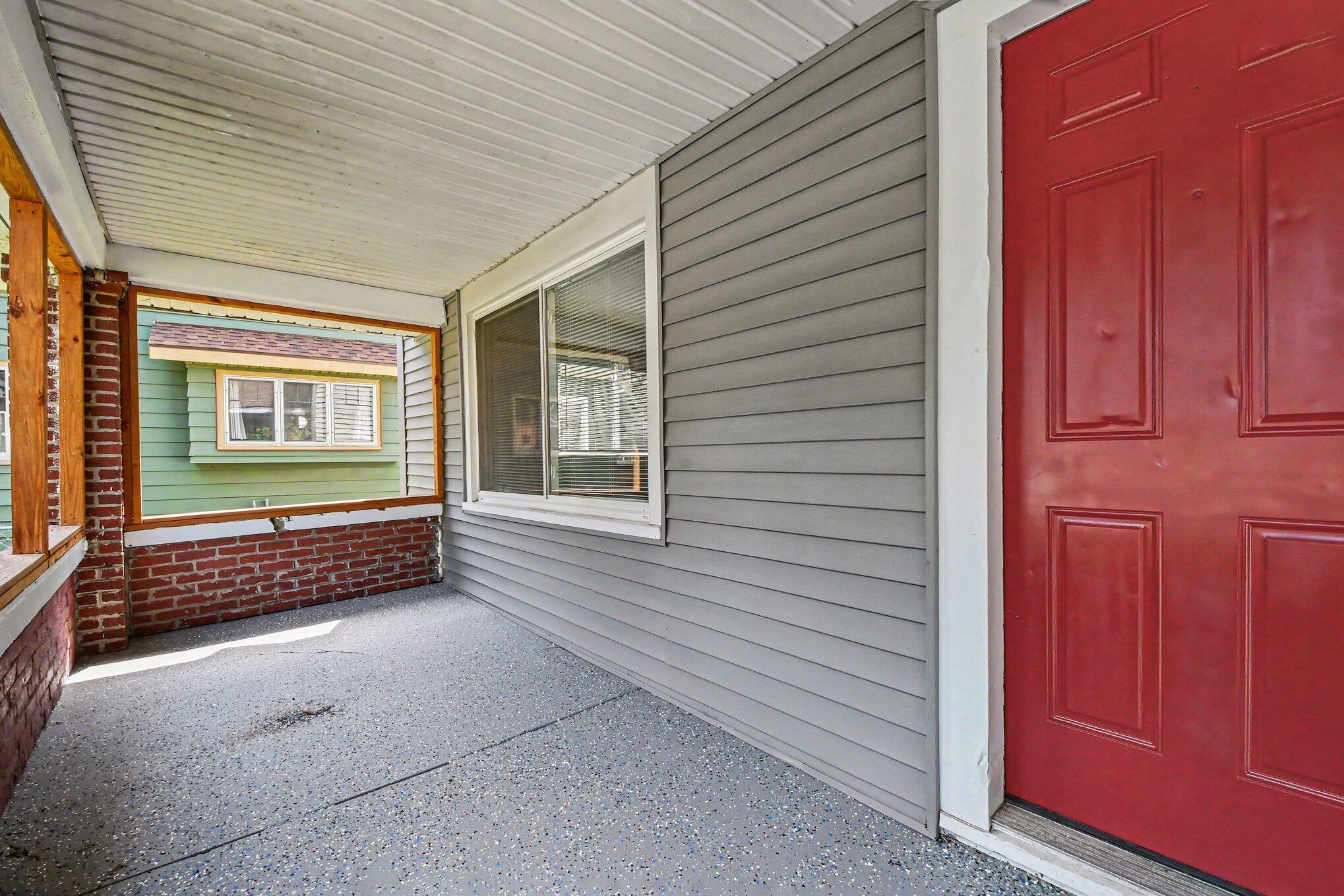 1735 Kalamazoo Avenue SE Grand Rapids MI 49507