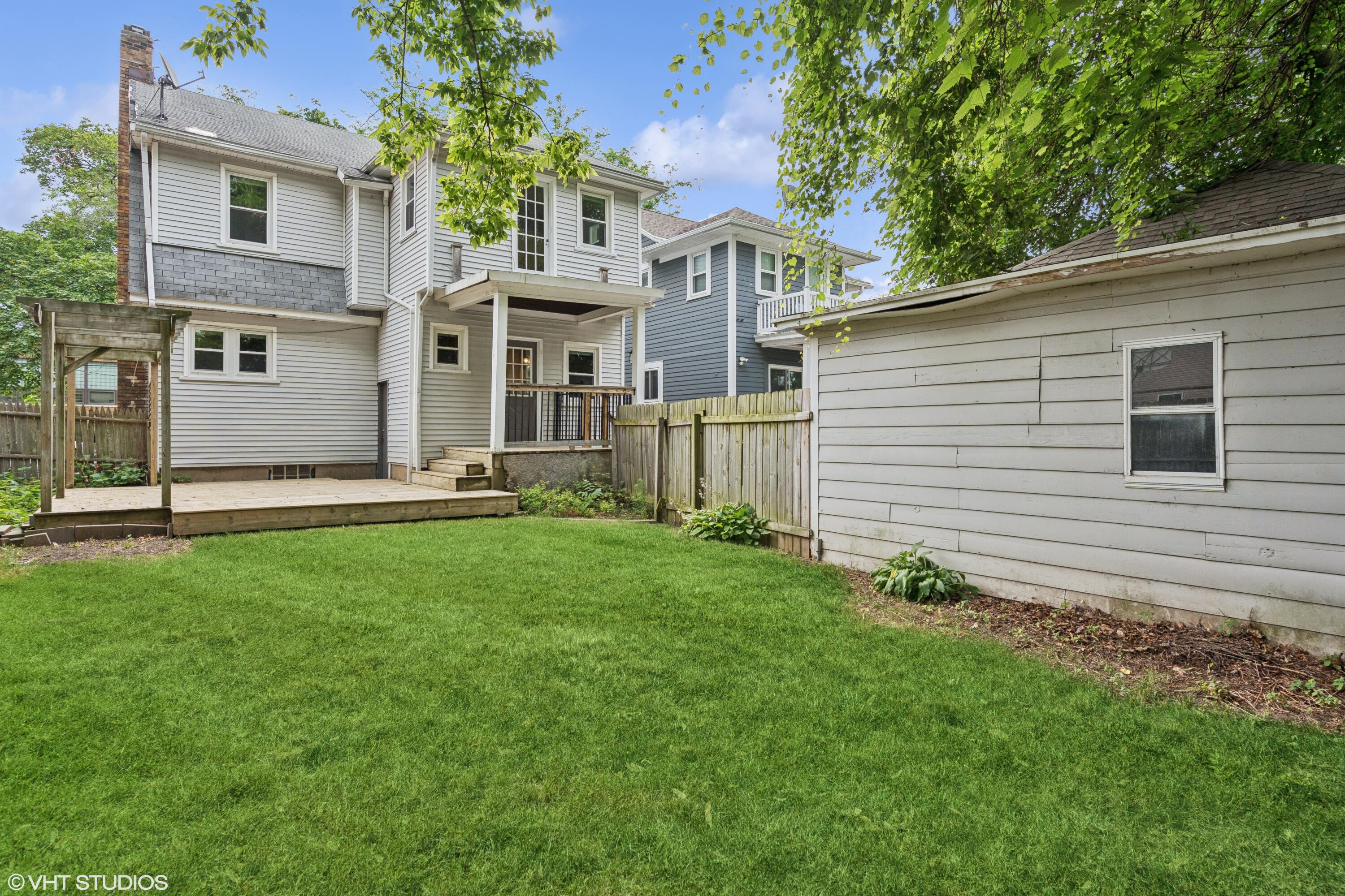 715 Gladstone Drive SE East Grand Rapids MI 49506