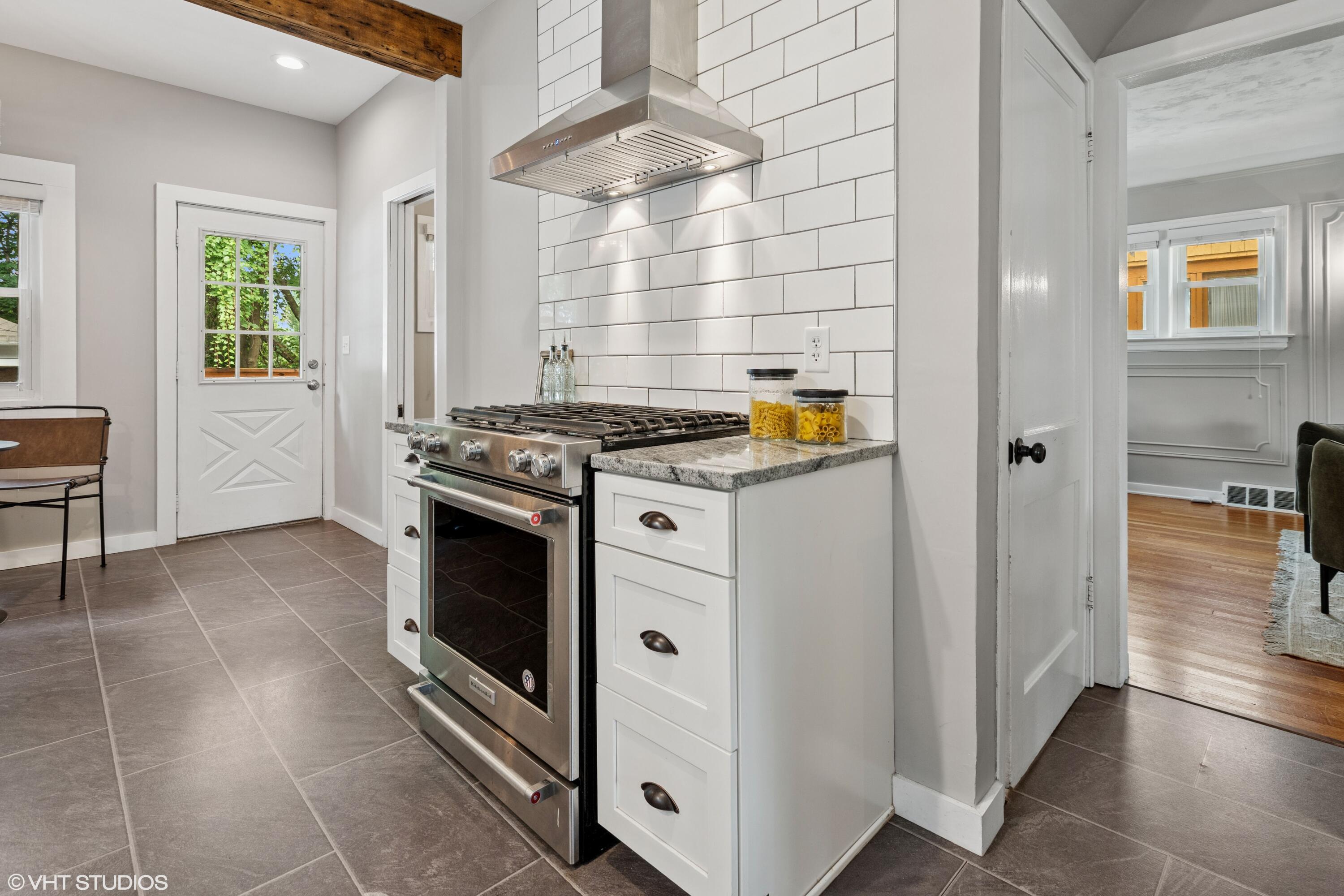 715 Gladstone Drive SE East Grand Rapids MI 49506