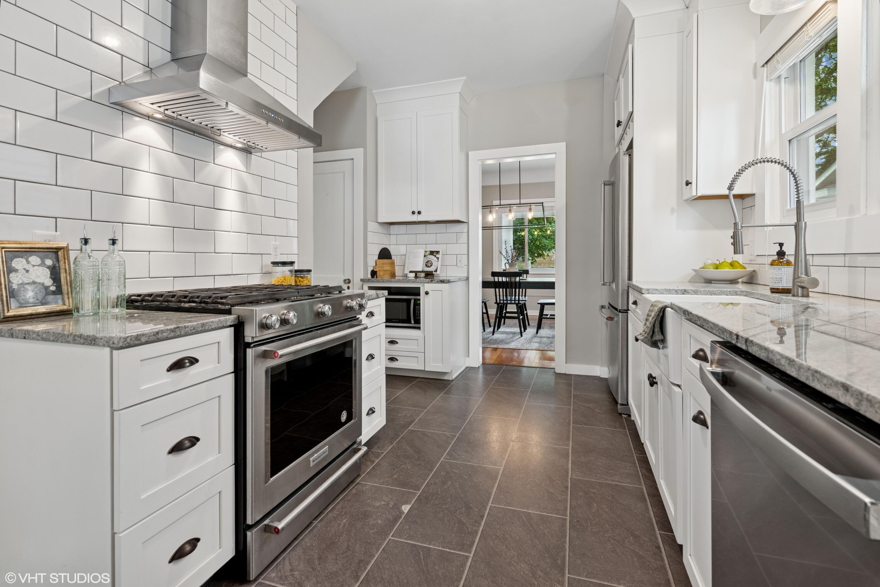 715 Gladstone Drive SE East Grand Rapids MI 49506