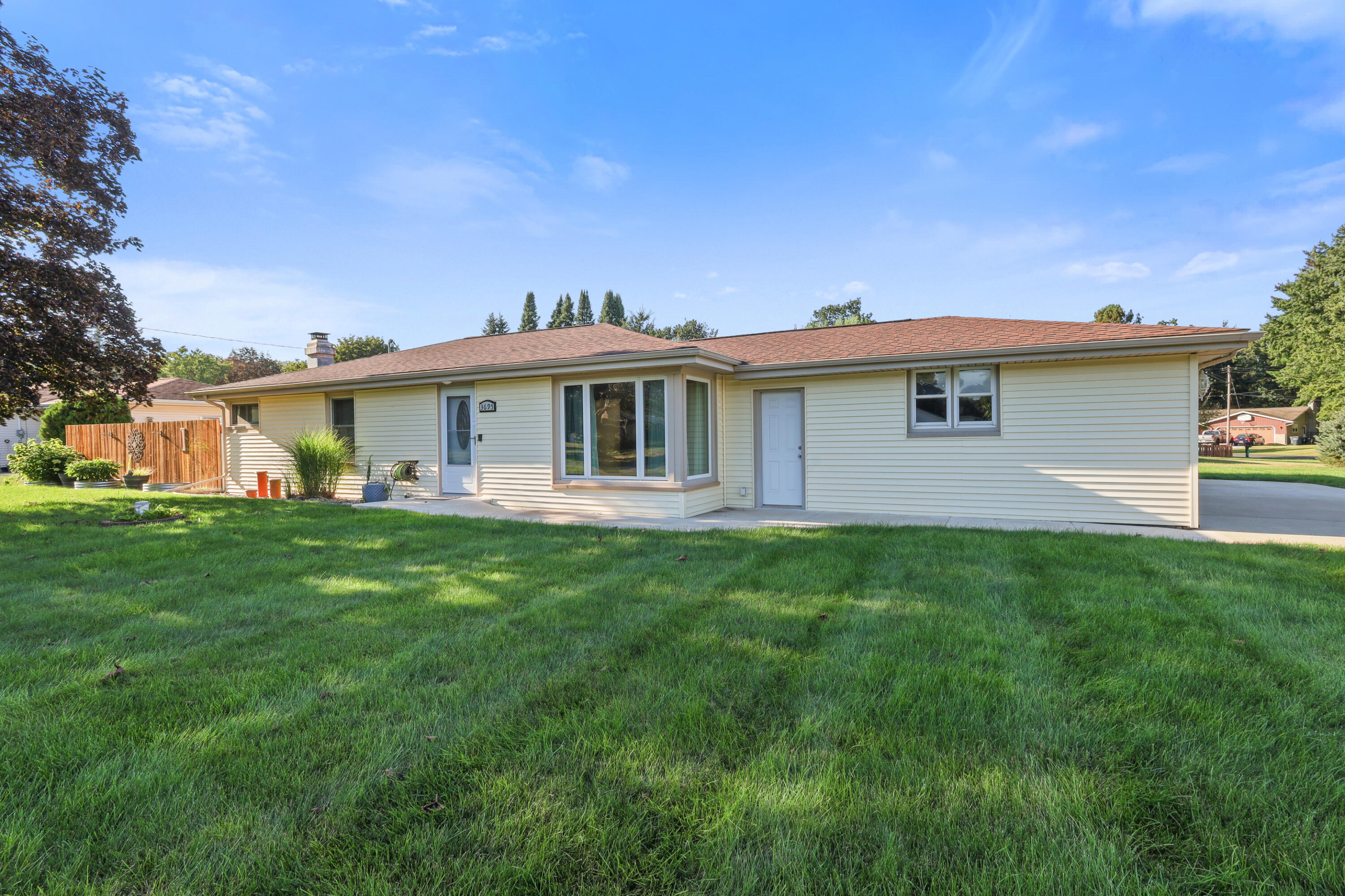 3695 Pinto Road Kalamazoo MI 49004