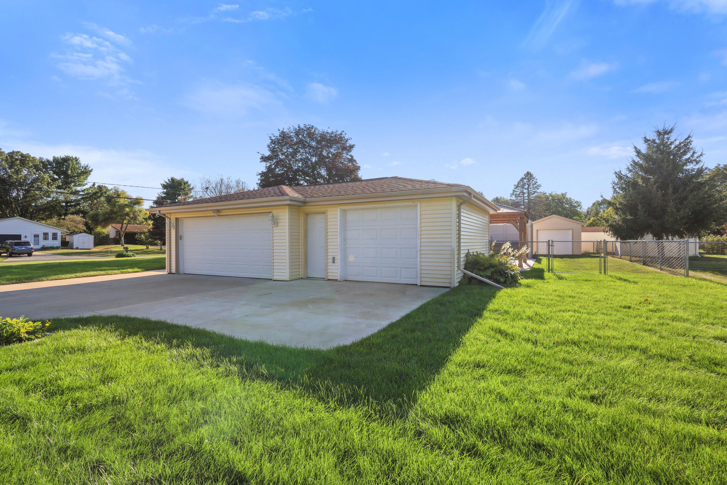 3695 Pinto Road Kalamazoo MI 49004