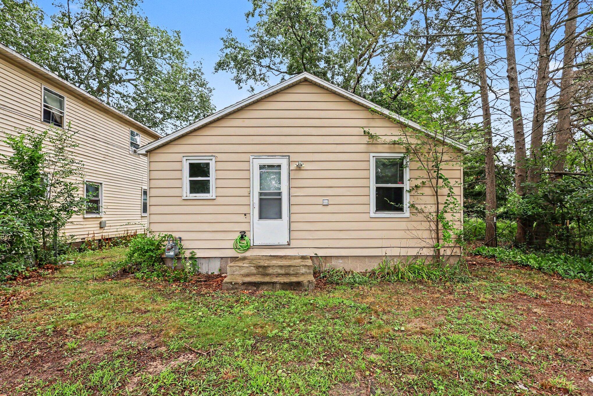 2337 Philo Avenue Muskegon MI 49441