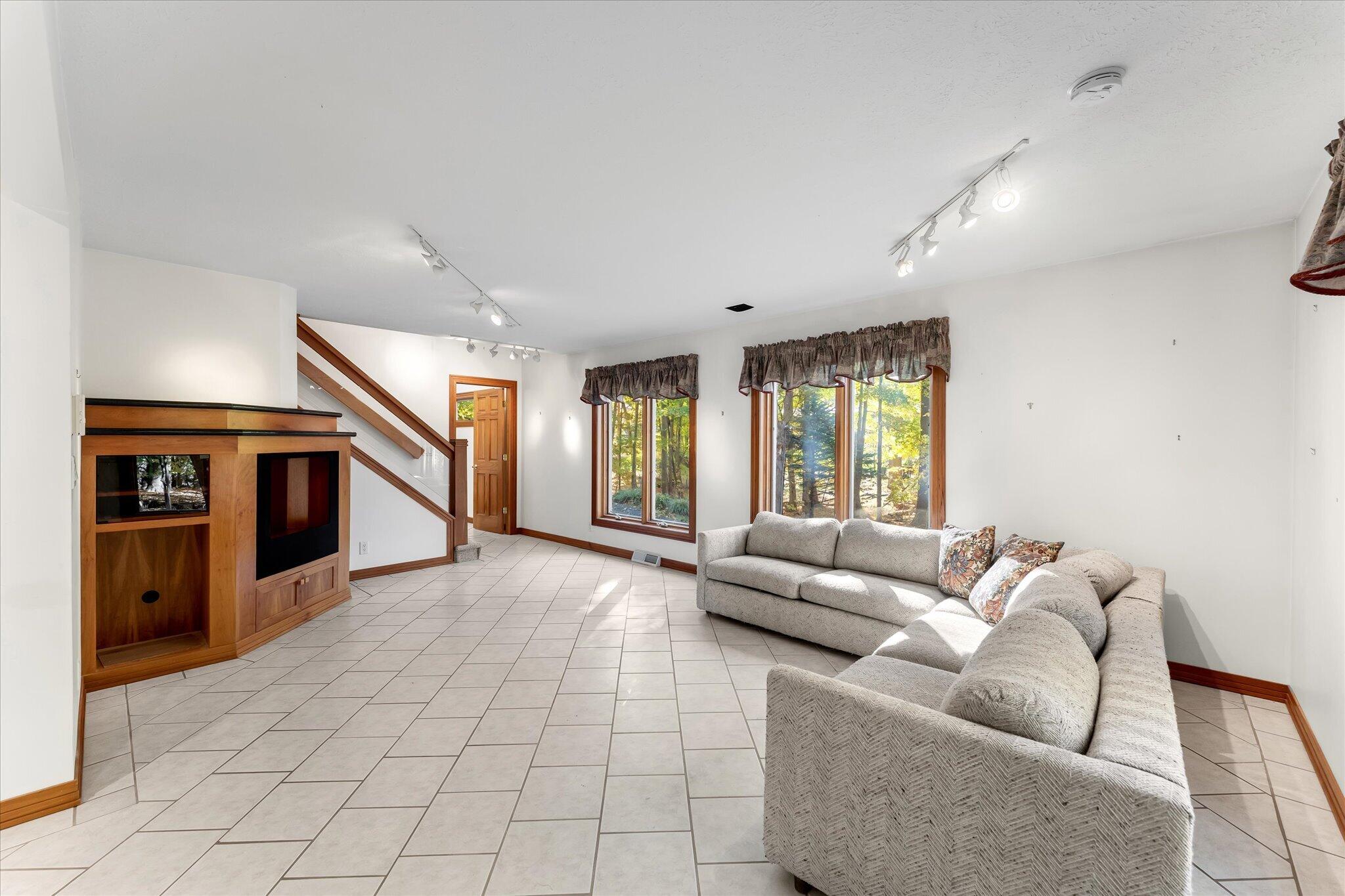 7792 Thornapple Bayou Drive SE Grand Rapids MI 49512