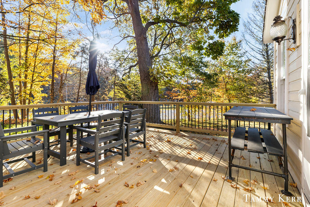 445 S Maple Street Saugatuck MI 49453