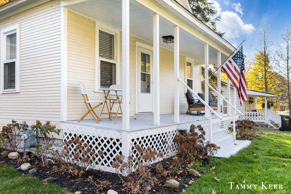 445 S Maple Street Saugatuck MI 49453