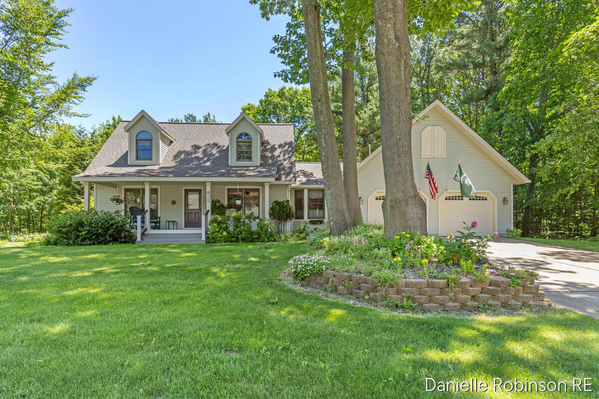 4260 Niles Avenue Holland MI 49424
