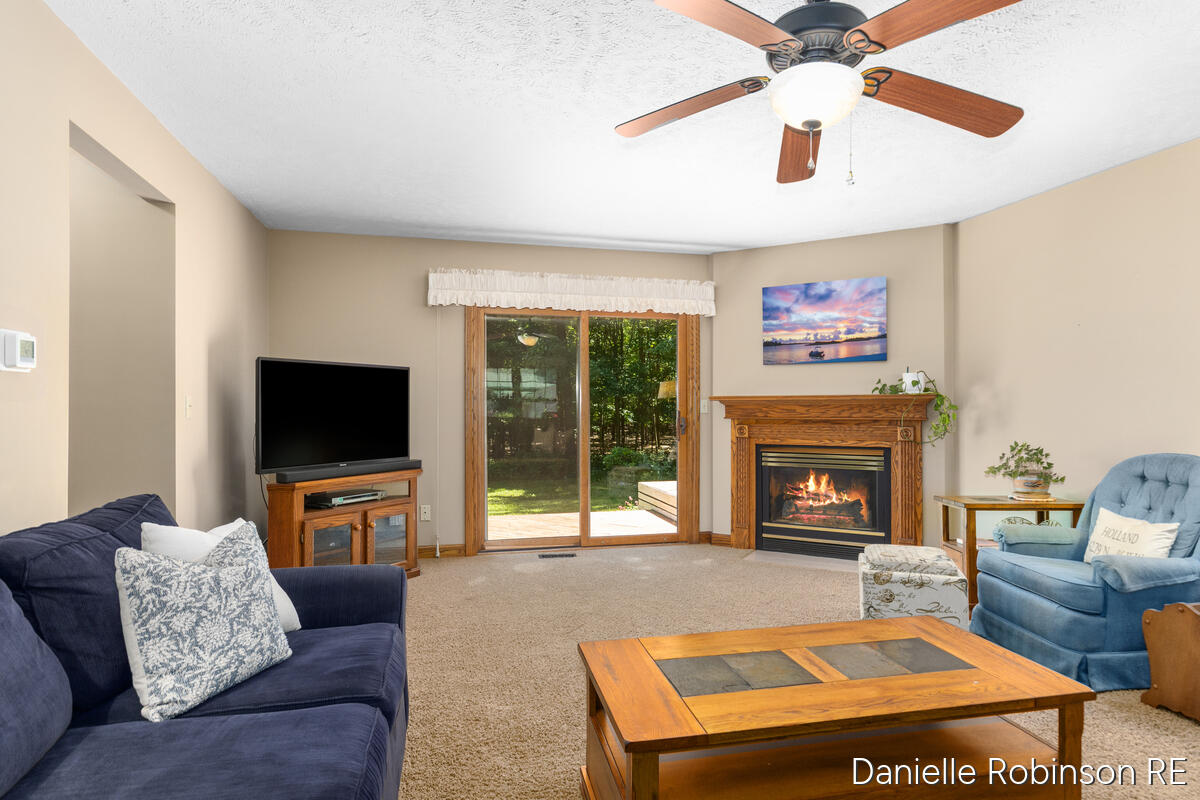 4260 Niles Avenue Holland MI 49424