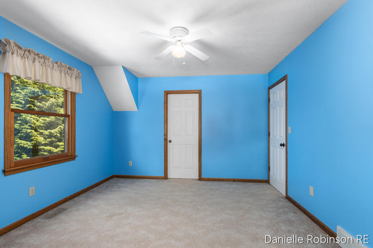 4260 Niles Avenue Holland MI 49424