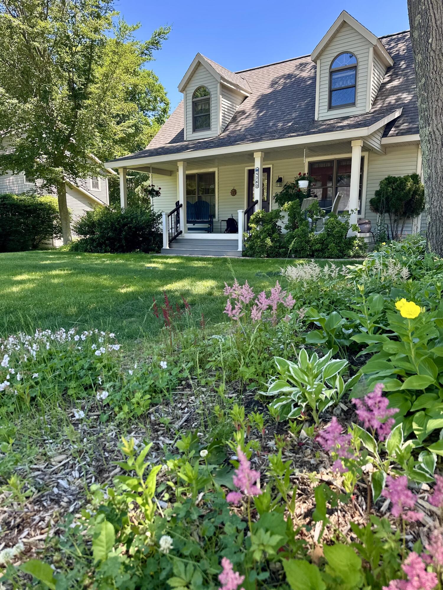4260 Niles Avenue Holland MI 49424