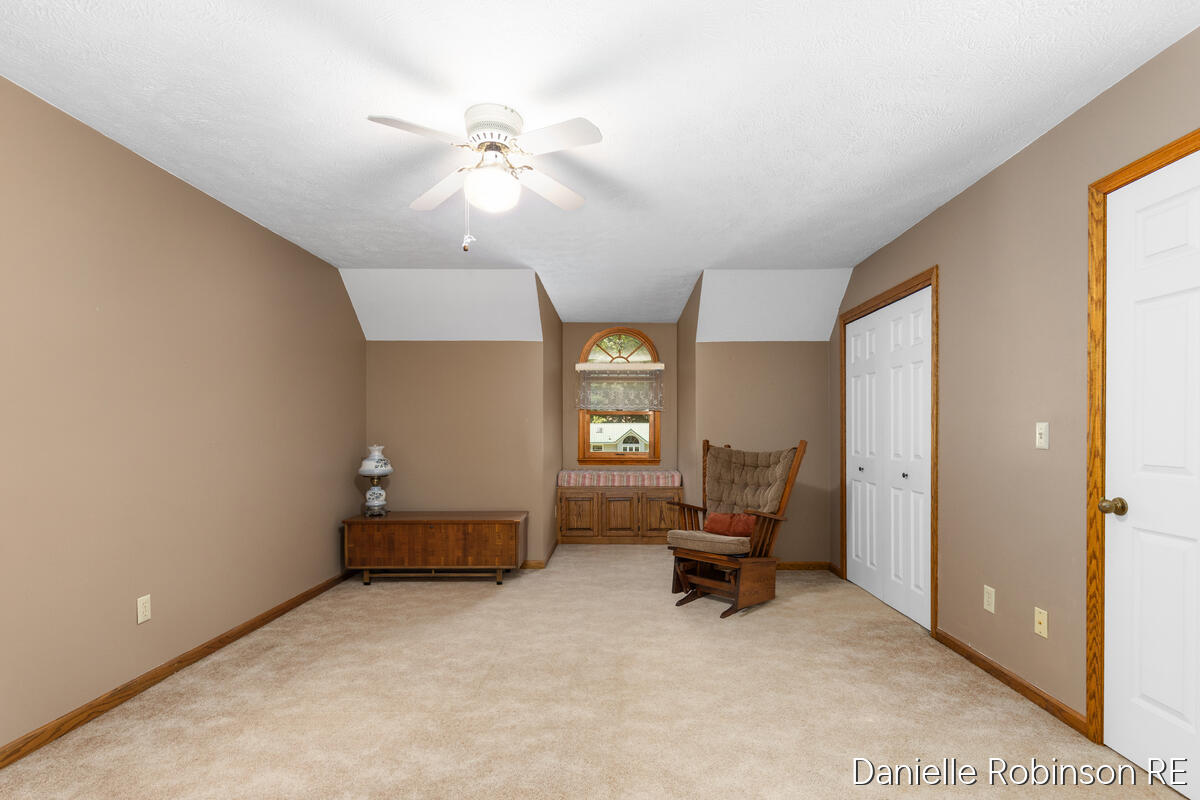 4260 Niles Avenue Holland MI 49424