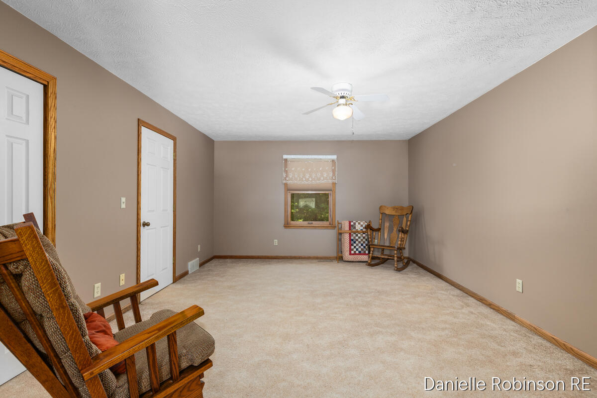 4260 Niles Avenue Holland MI 49424