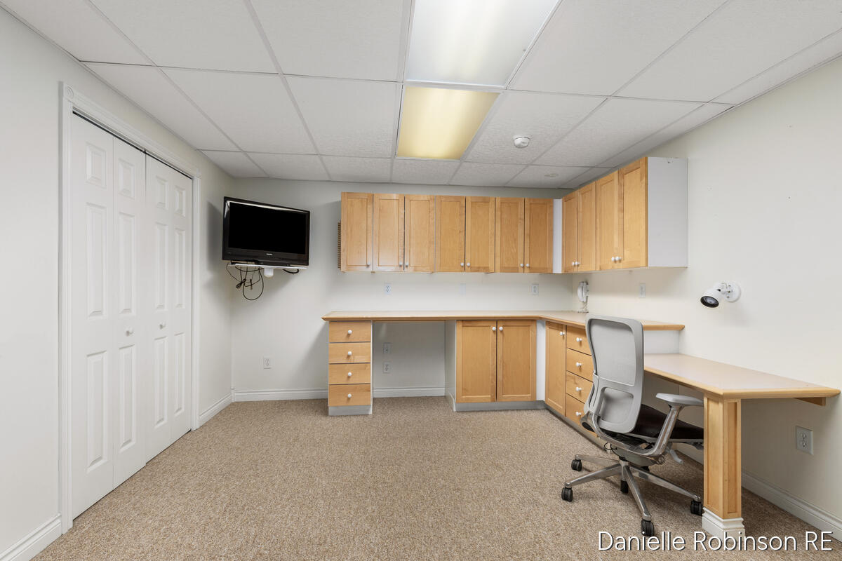 4260 Niles Avenue Holland MI 49424