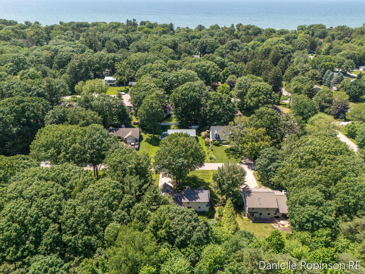 4260 Niles Avenue Holland MI 49424