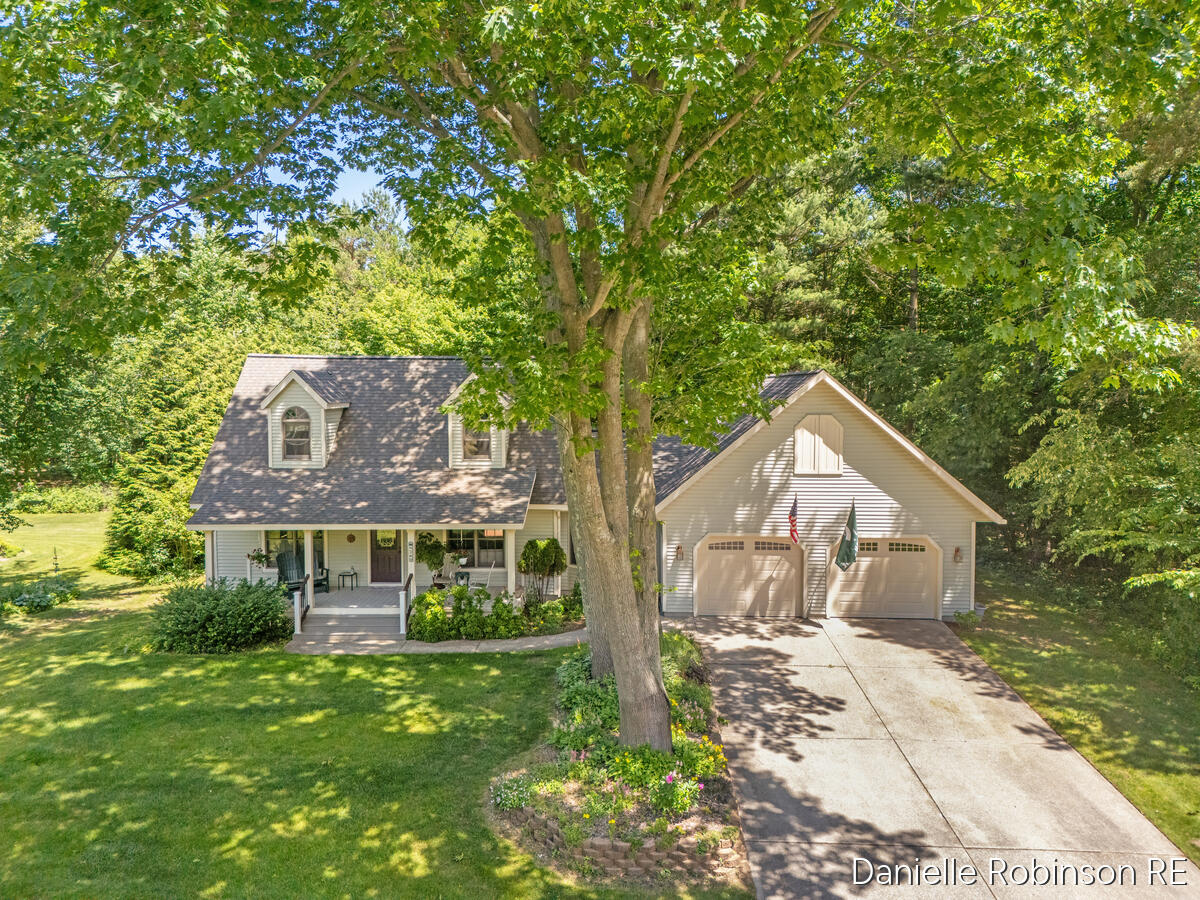 4260 Niles Avenue Holland MI 49424