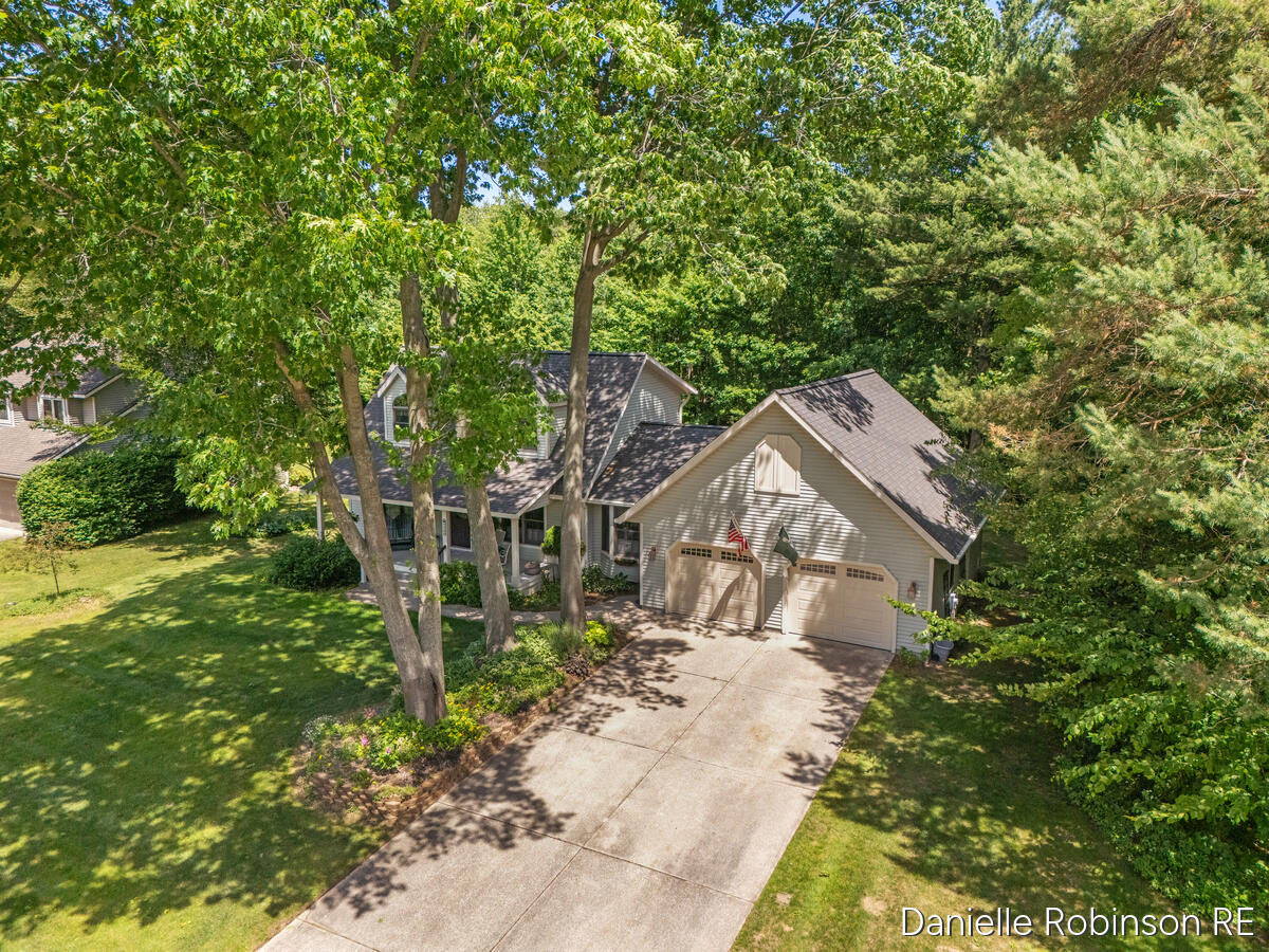 4260 Niles Avenue Holland MI 49424