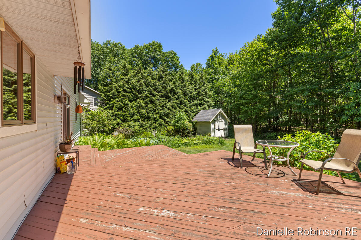 4260 Niles Avenue Holland MI 49424