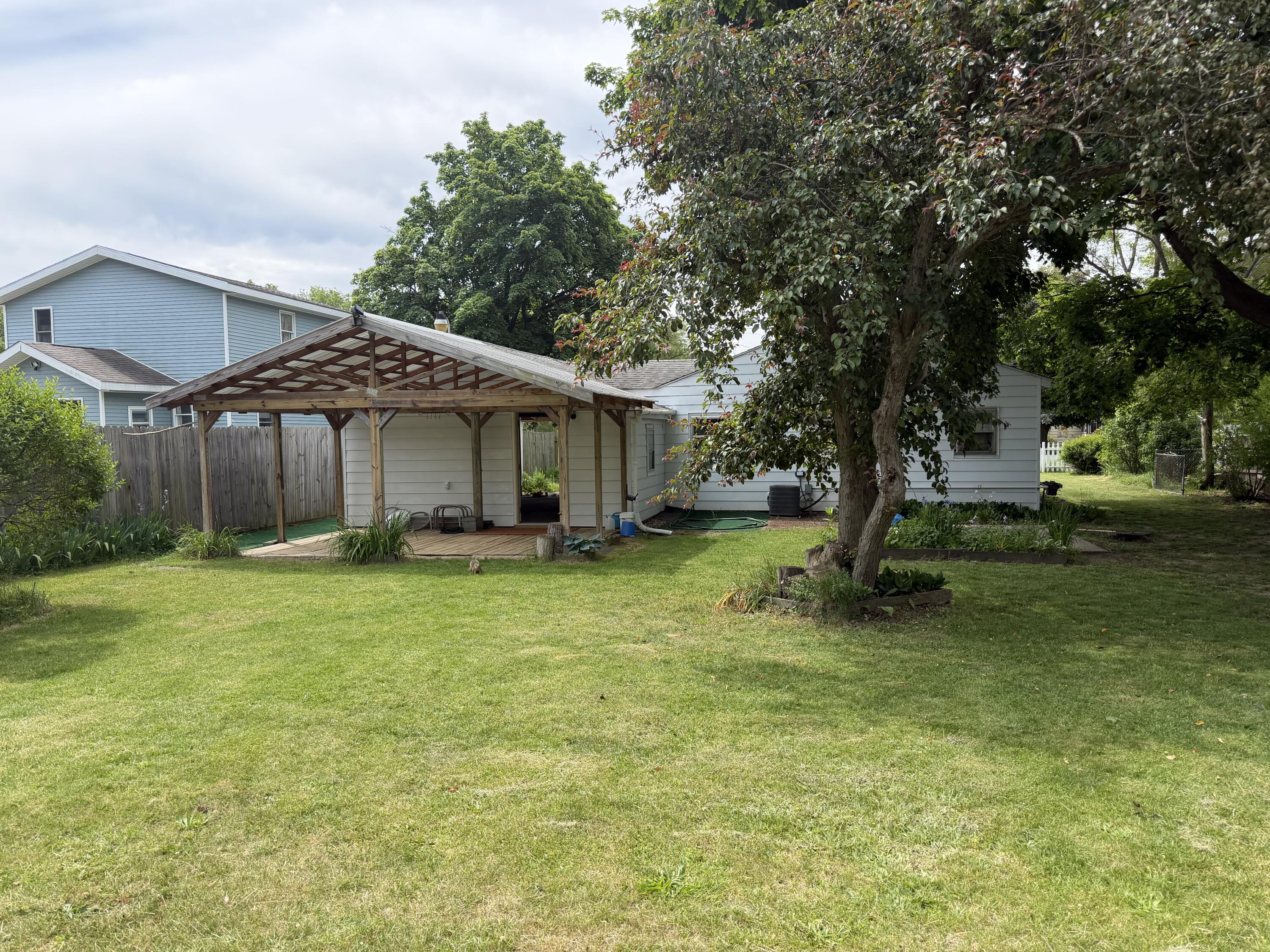 2831 Mckinley Street Kalamazoo MI 49004