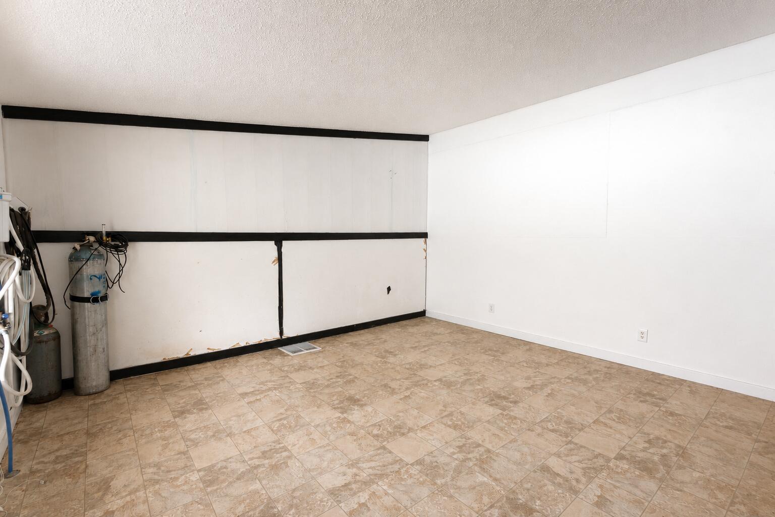 1260 S 13th Street Niles MI 49120