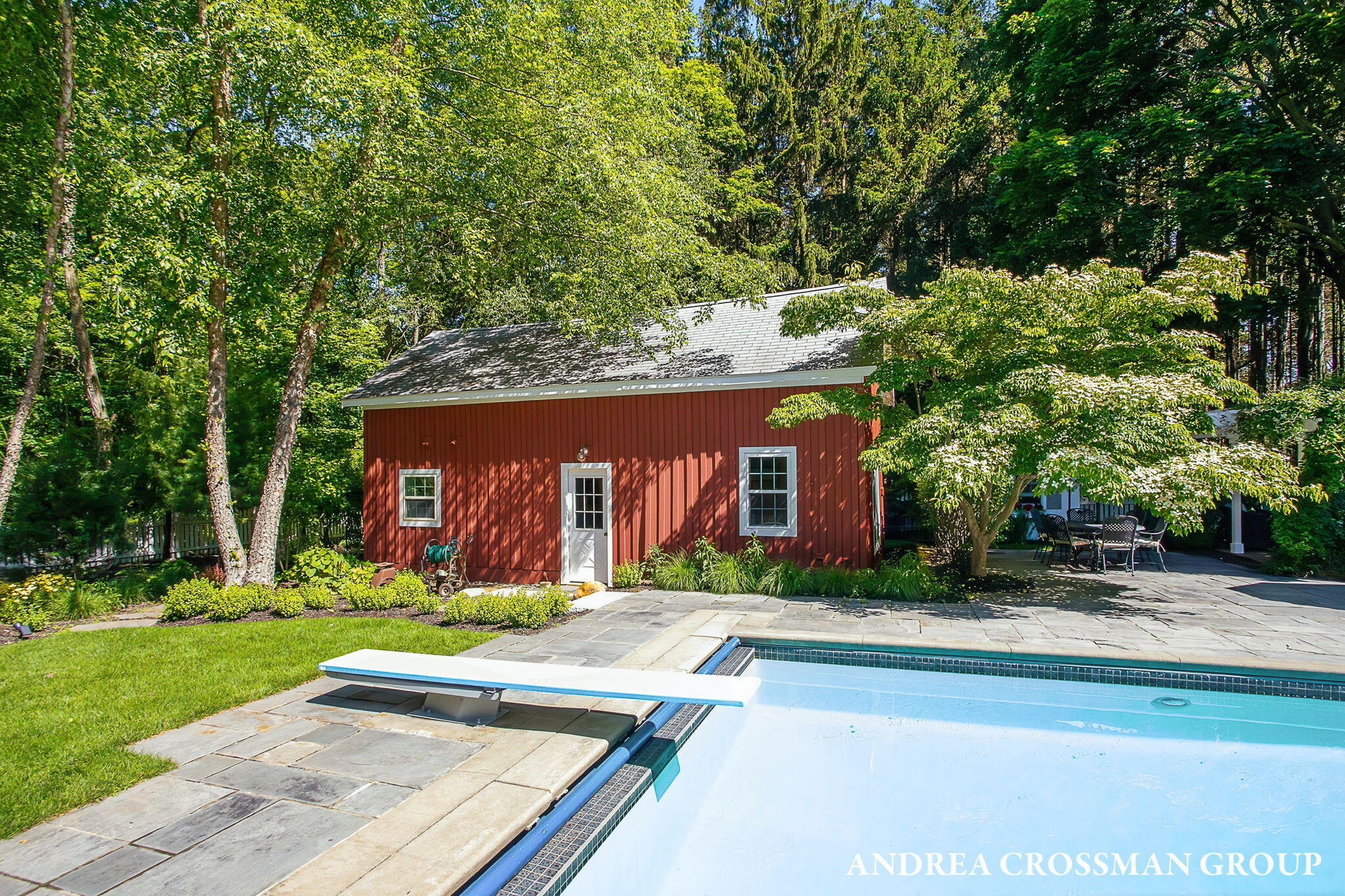 2075 Lakeshore Drive Fennville MI 49408