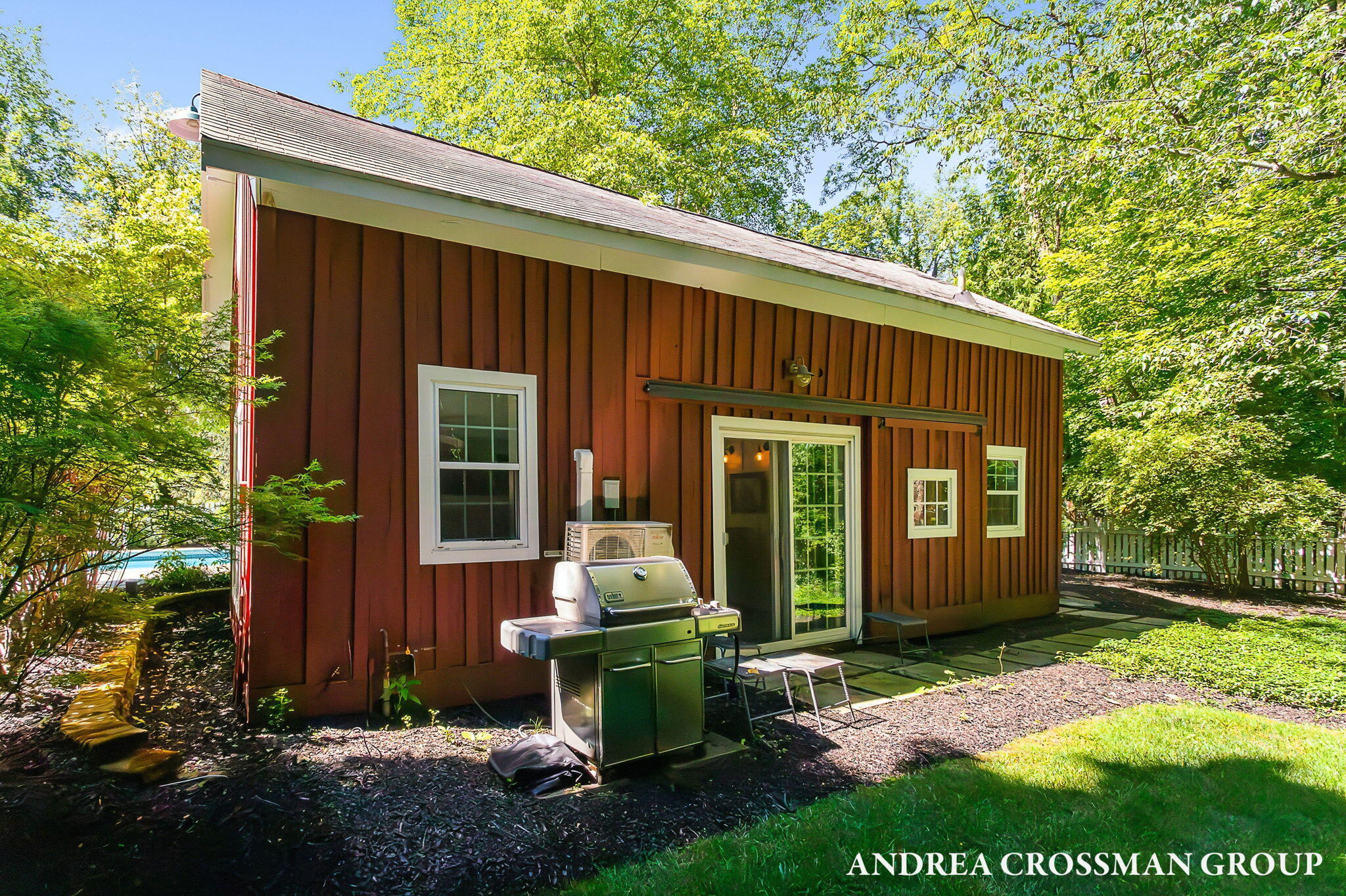 2075 Lakeshore Drive Fennville MI 49408