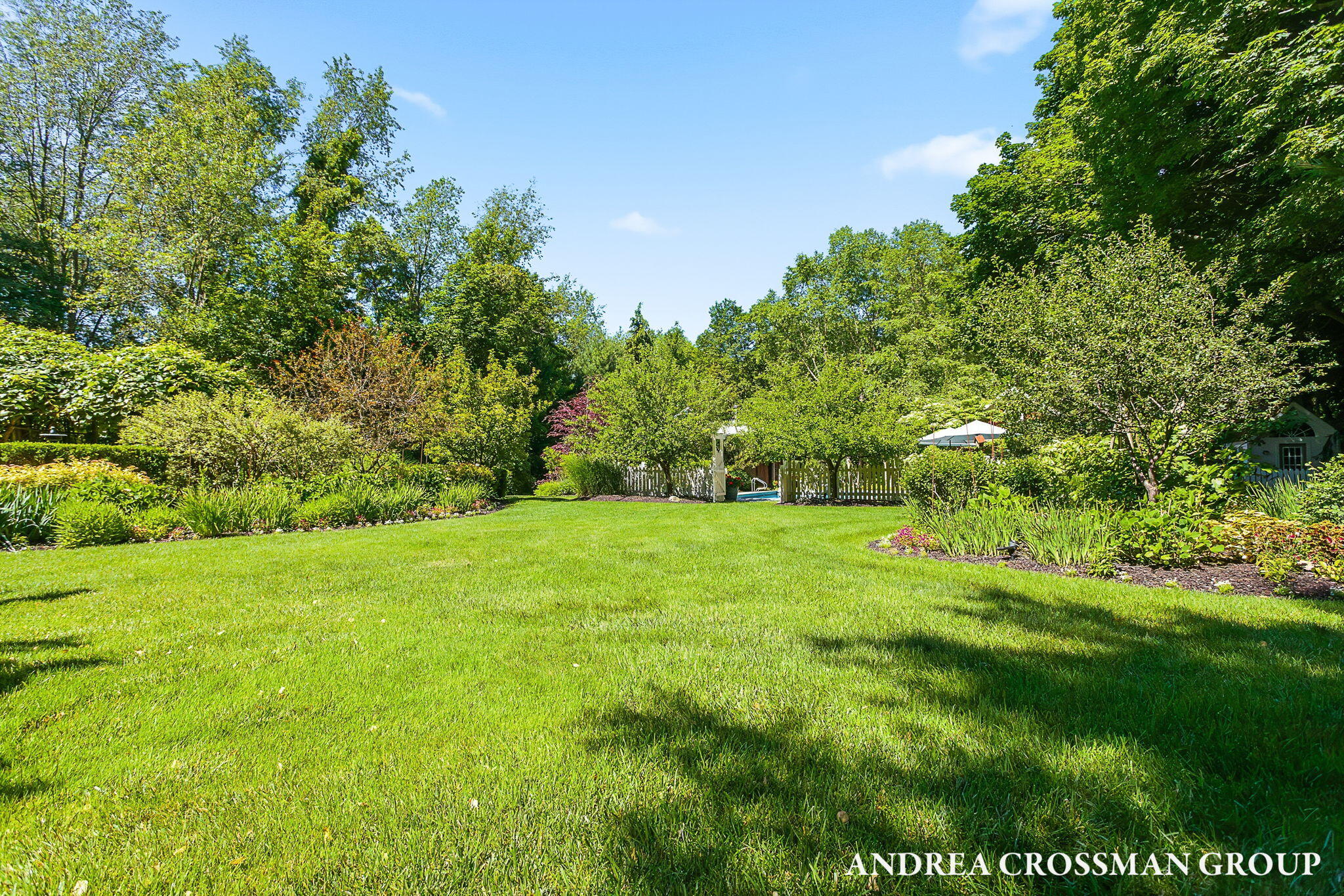 2075 Lakeshore Drive Fennville MI 49408