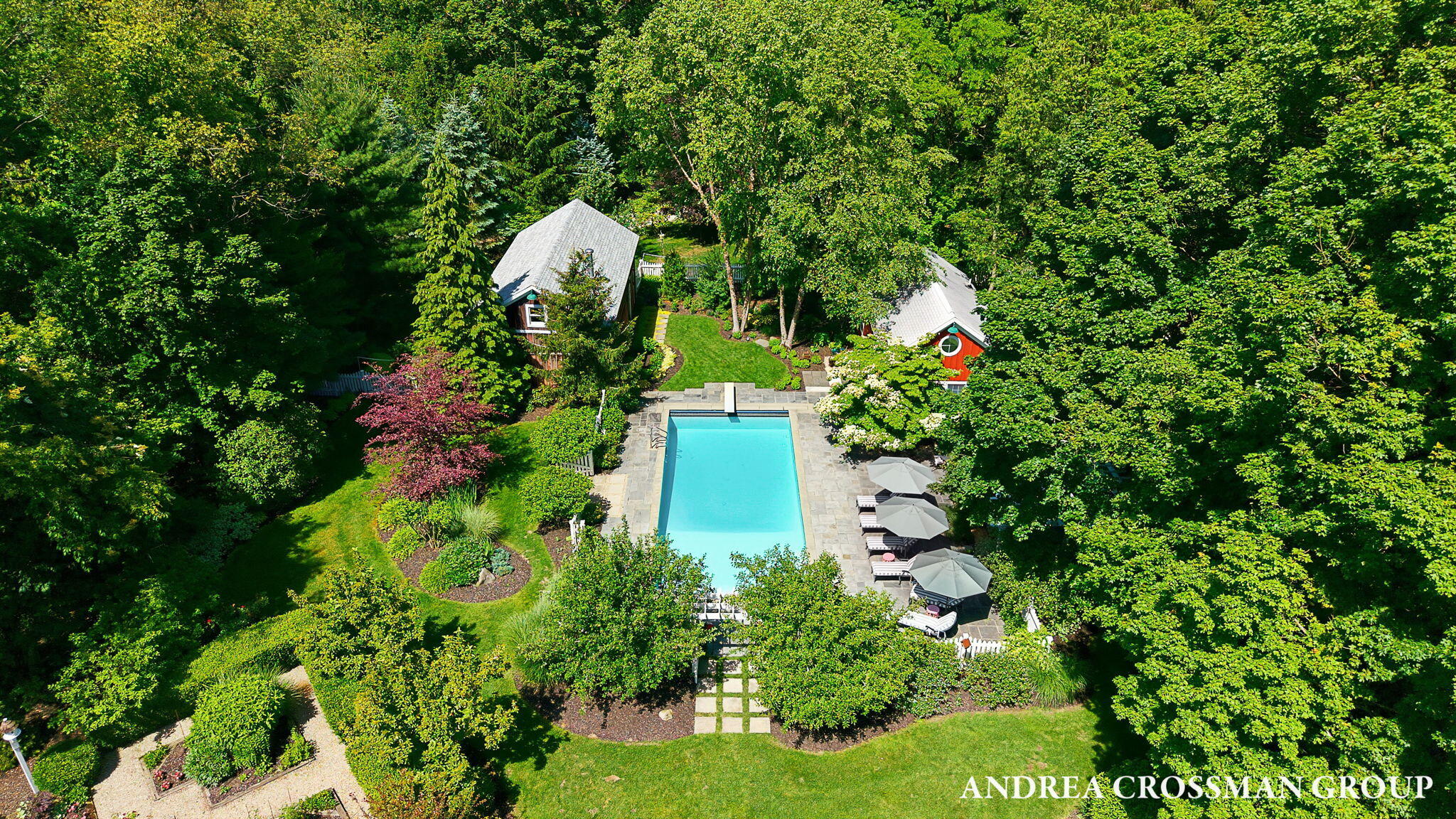 2075 Lakeshore Drive Fennville MI 49408