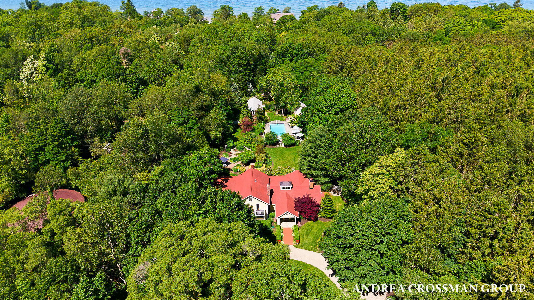 2075 Lakeshore Drive Fennville MI 49408