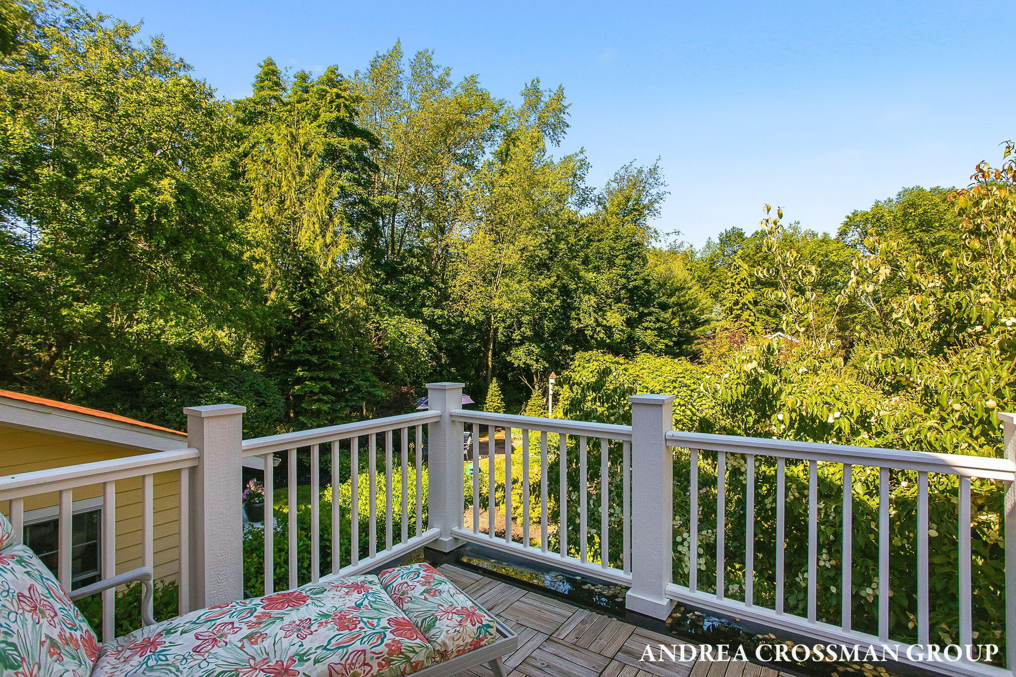 2075 Lakeshore Drive Fennville MI 49408