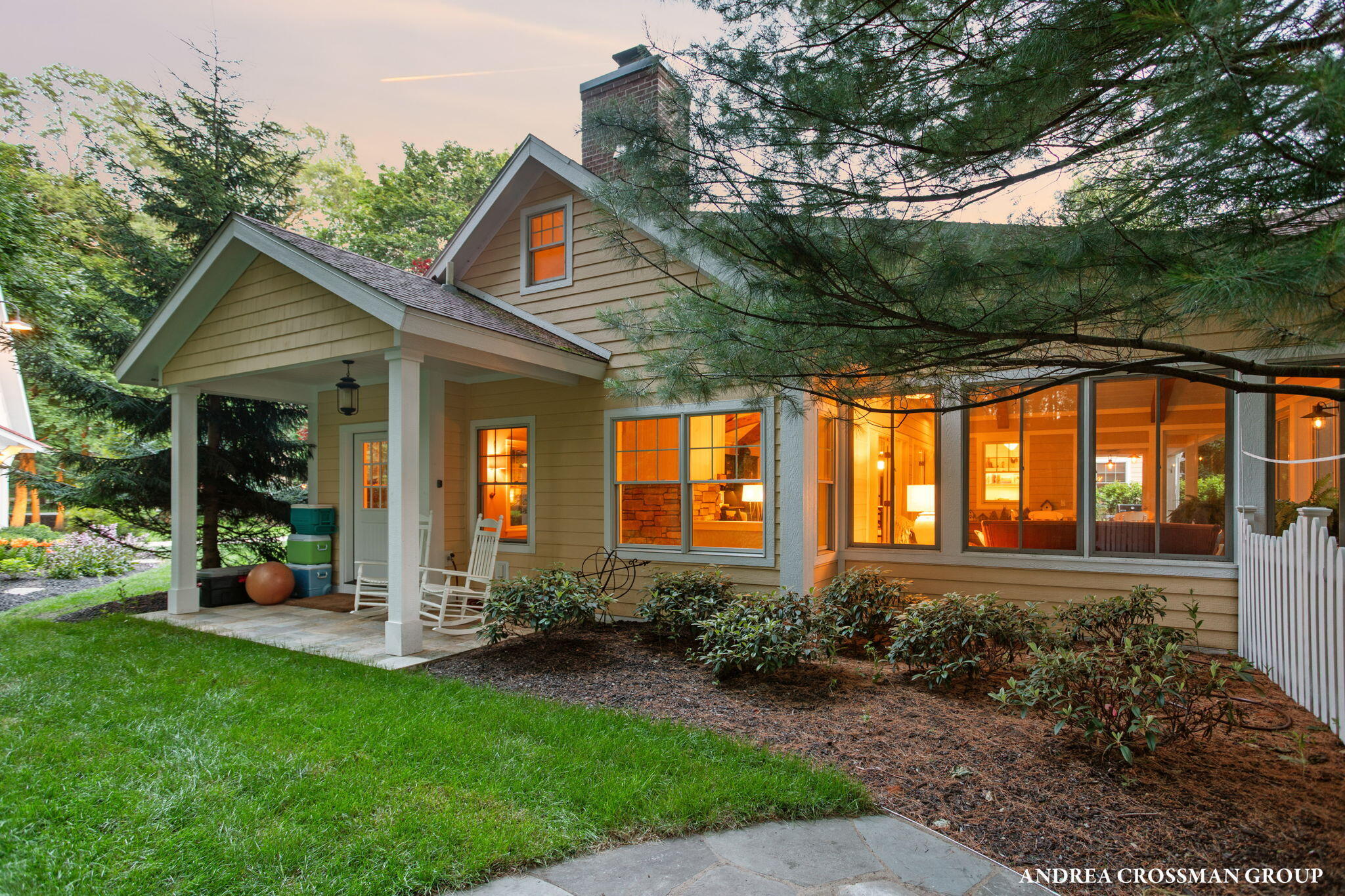 2075 Lakeshore Drive Fennville MI 49408