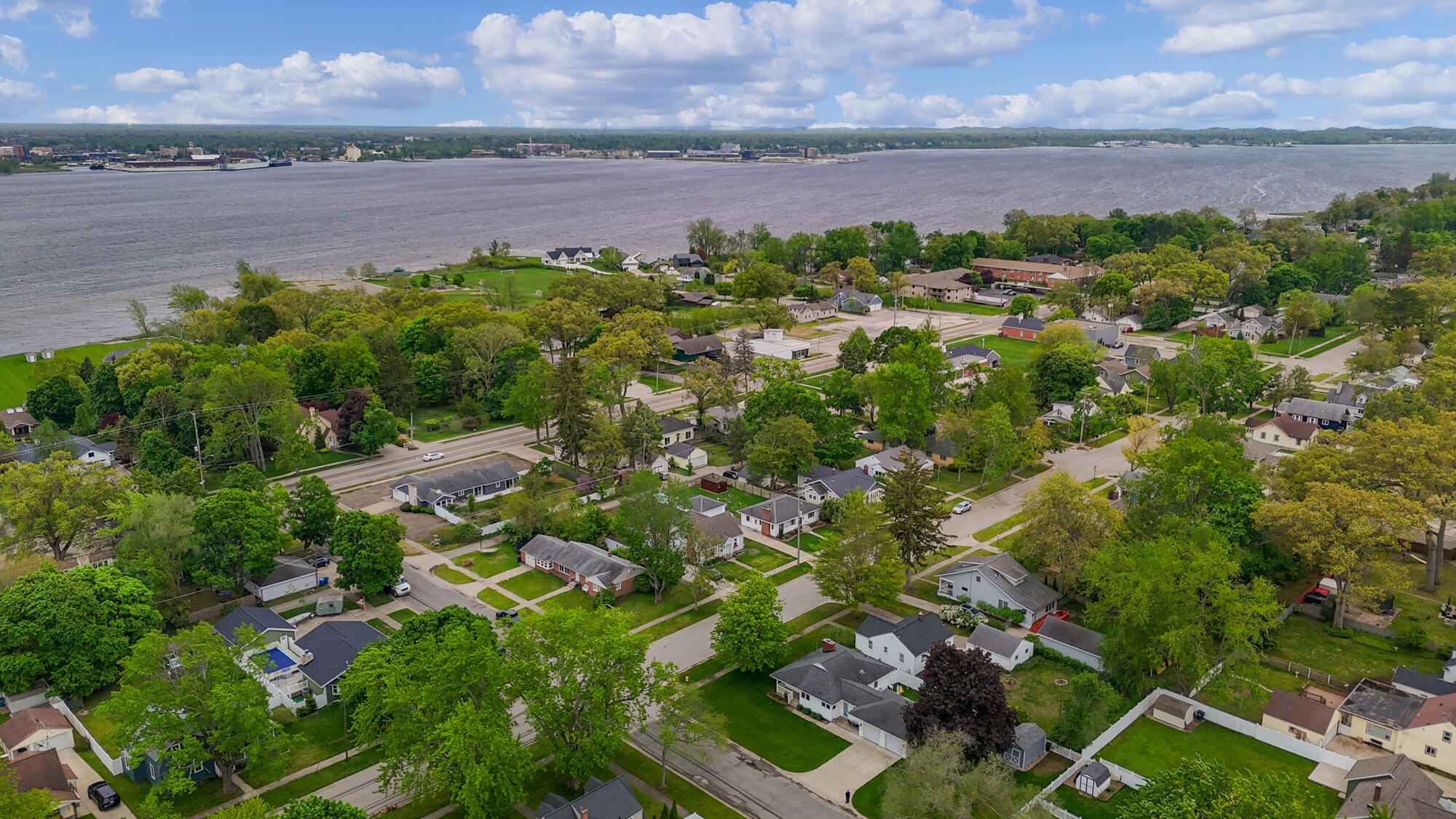501 Ray Street Muskegon MI 49445