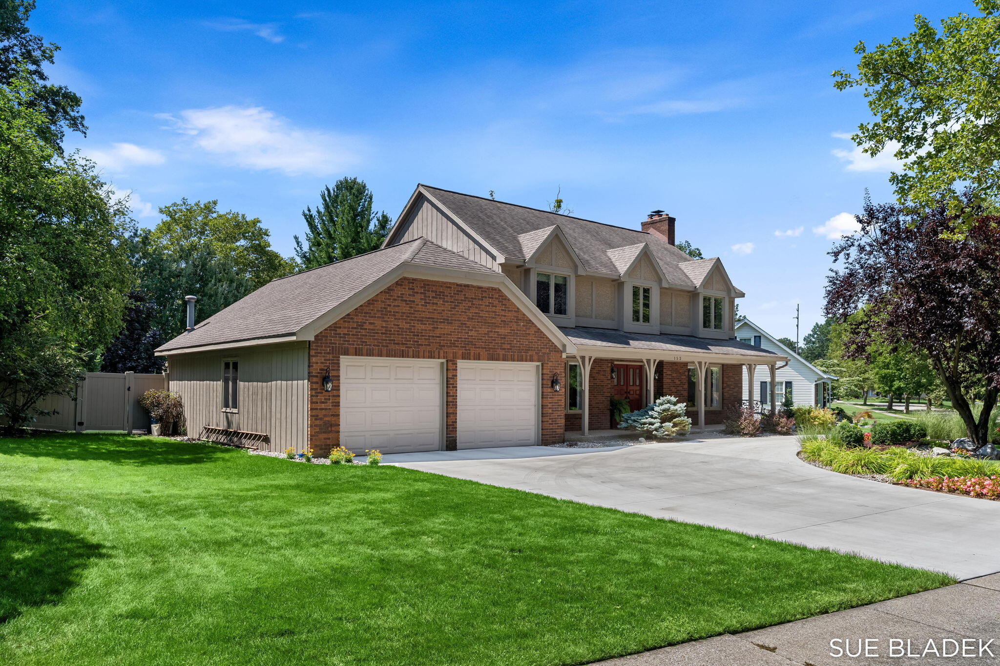 152 Sorrento Drive Holland MI 49423