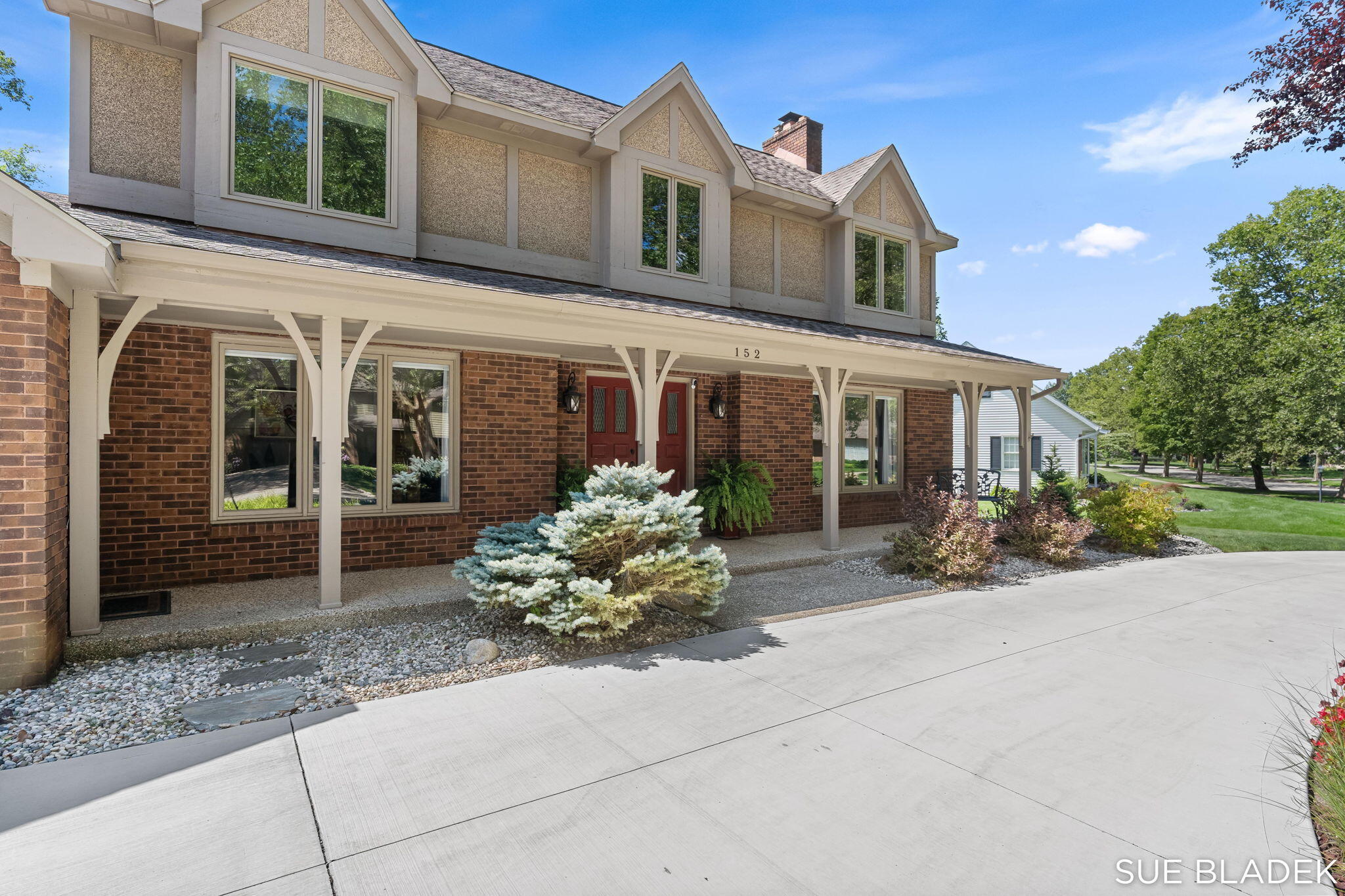 152 Sorrento Drive Holland MI 49423
