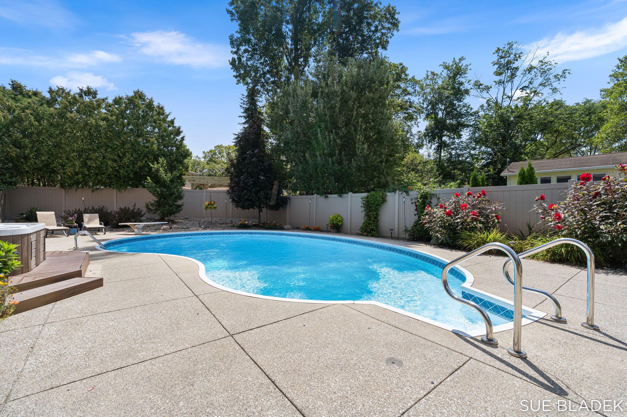 152 Sorrento Drive Holland MI 49423